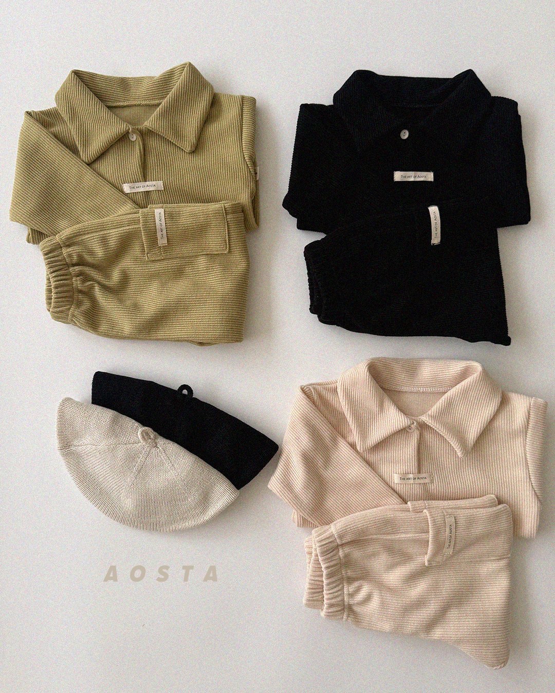 Aosta | [Mulmul Collar T]