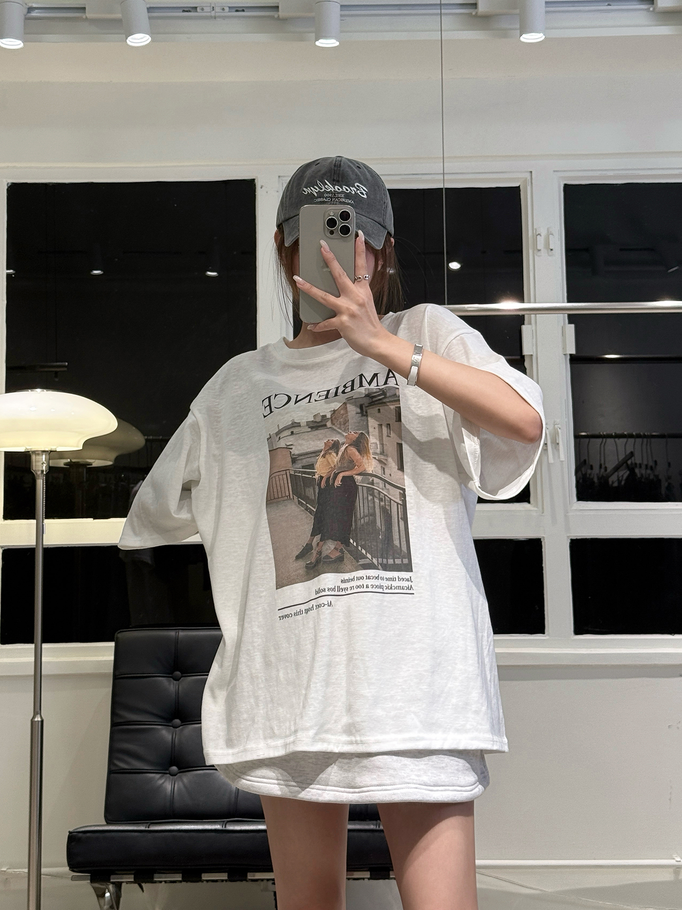  𝐒𝐡𝐞𝐞𝐫 𝐬𝐭𝐫𝐞𝐞𝐭 𝐥𝐨𝐠𝐨 𝐭-𝐬𝐡𝐢𝐫𝐭