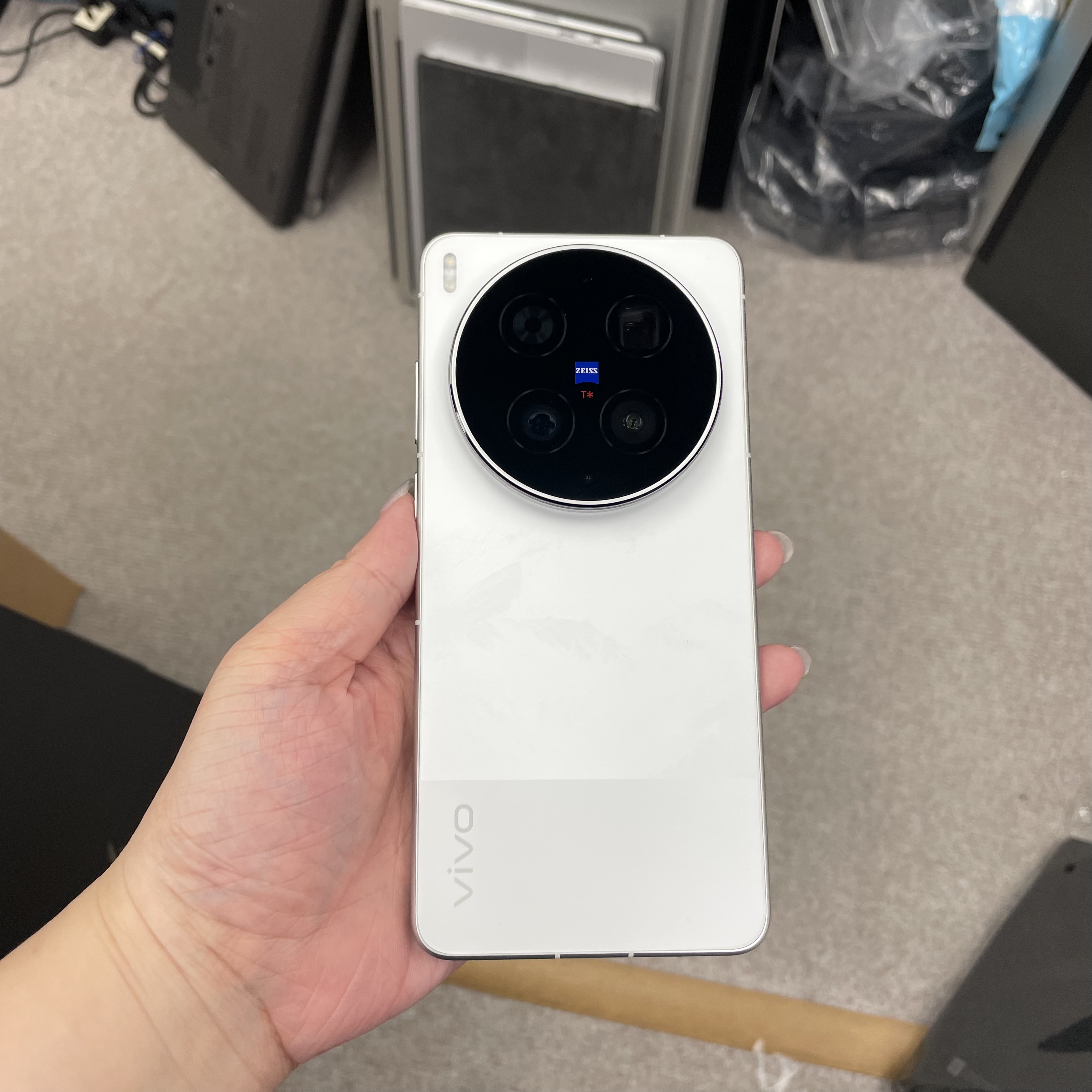 *7212 Vivo X300 Ultra 完美機 16+512GB 白色 white