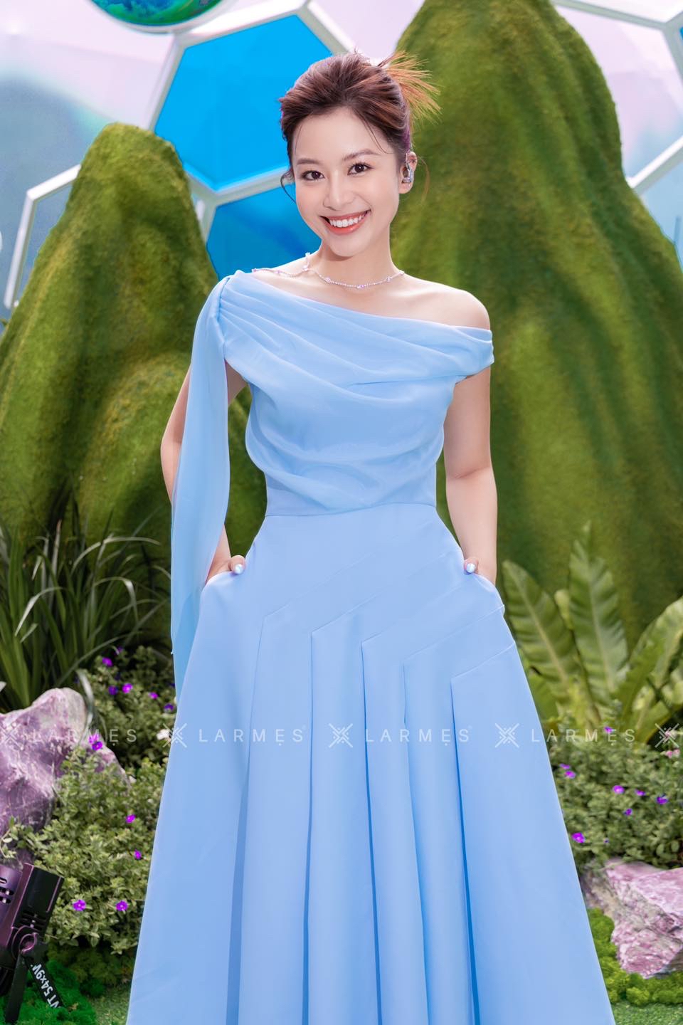 Hazel Dress (Baby Blue)