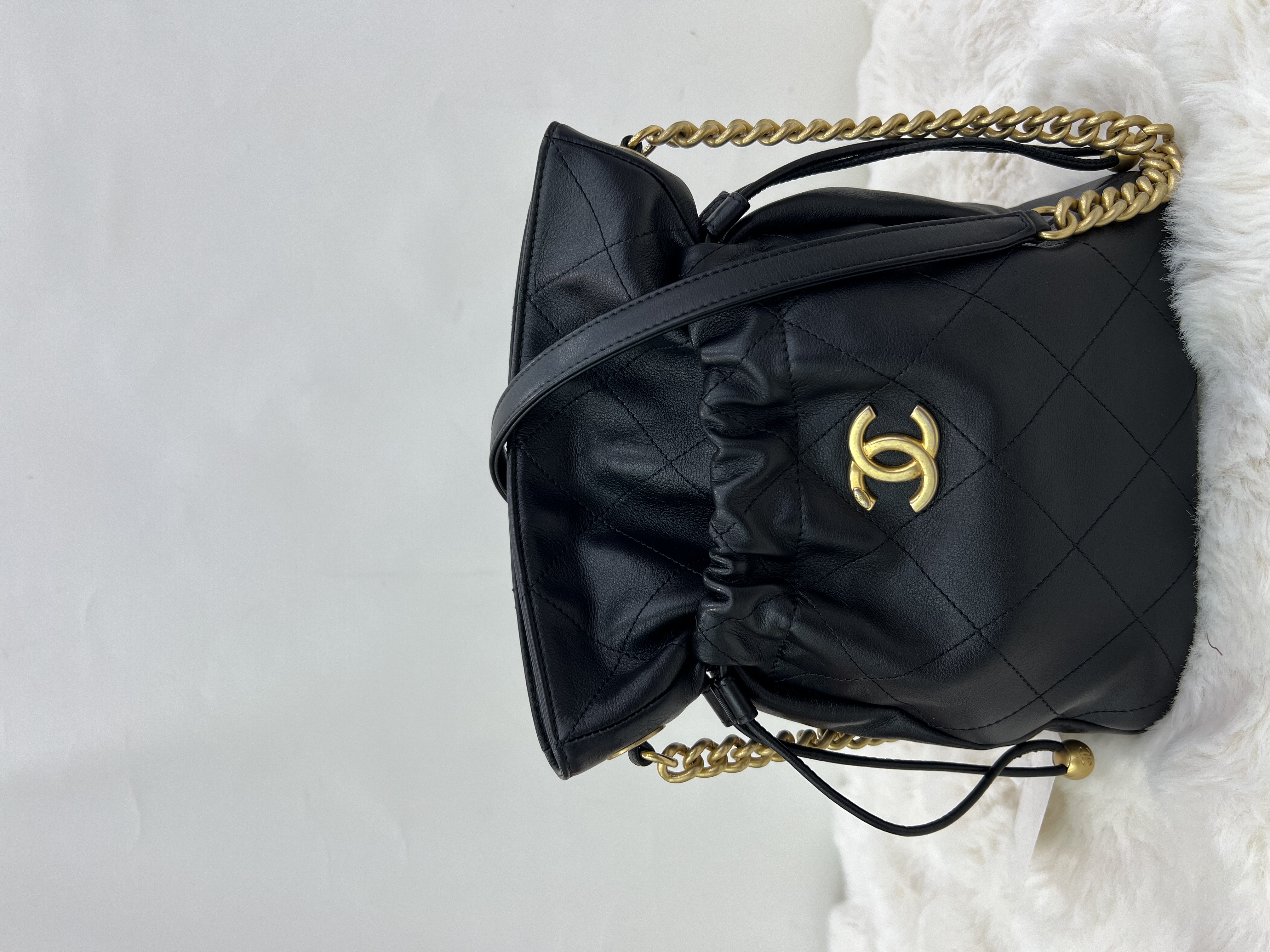 直播貨品 |  [1個-$100 2個-$300］J42