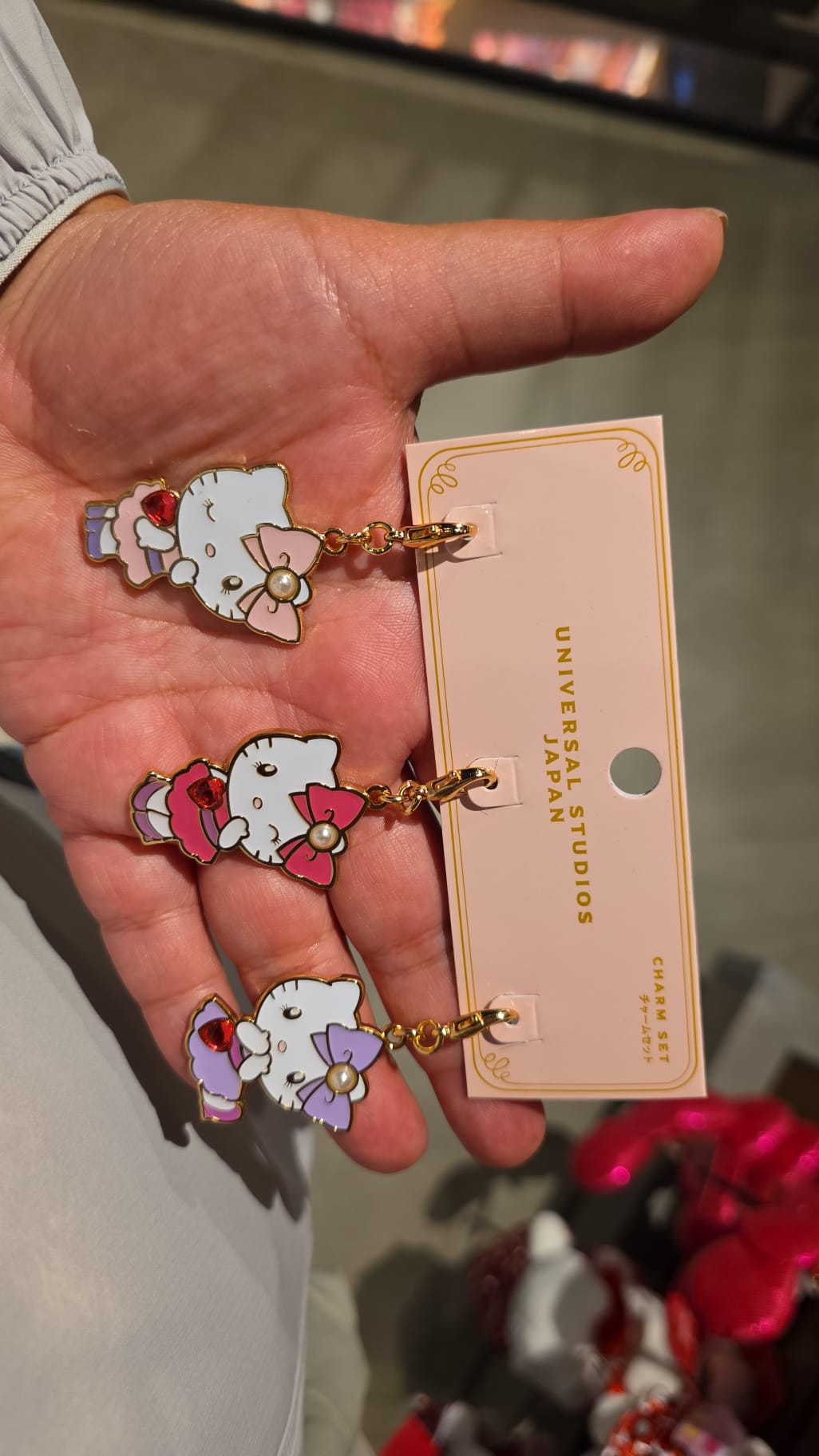 hello kitty charm set