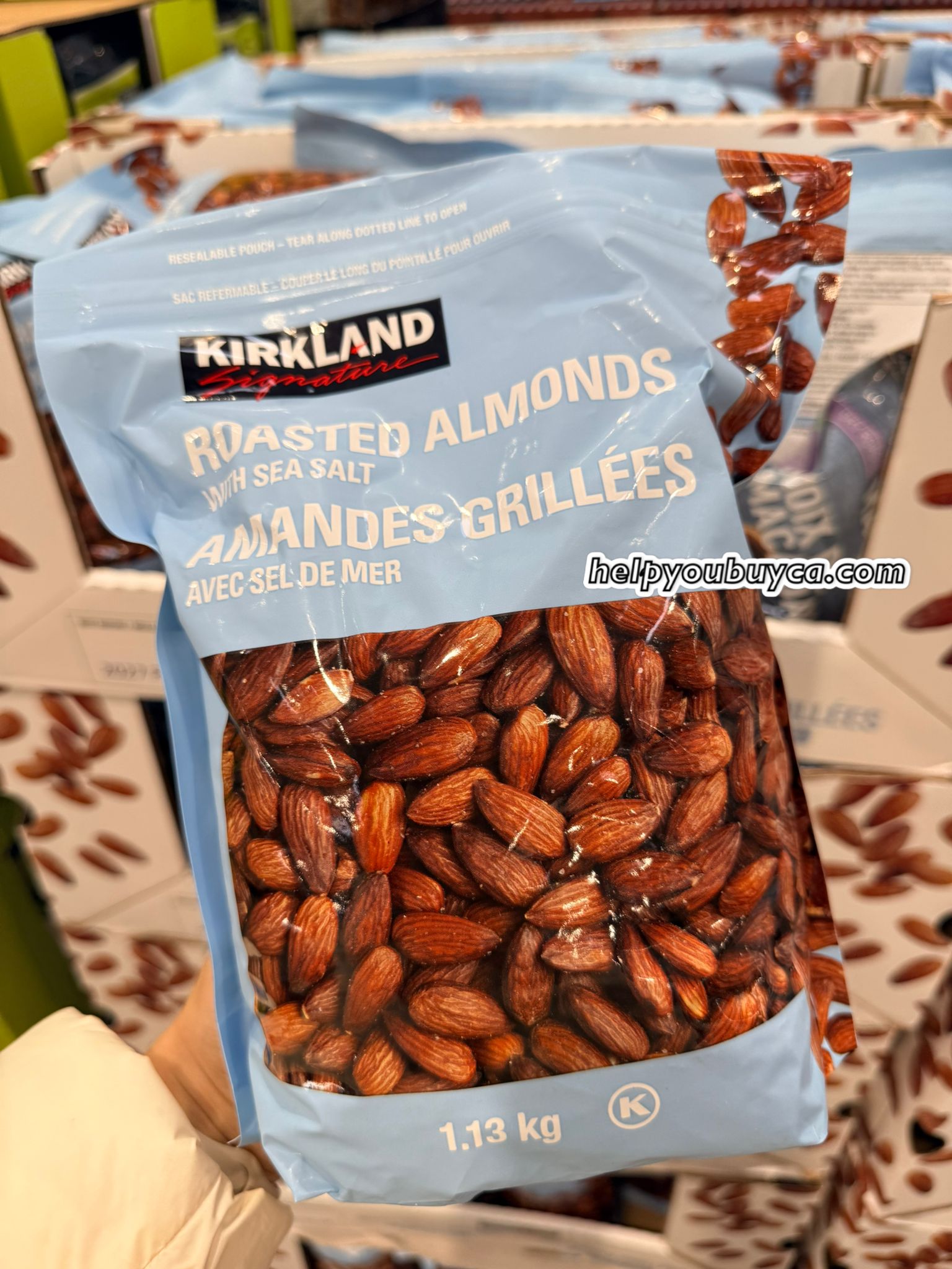 🇨🇦「Costco 零食推薦」Kirkland Signature Roasted Almonds With Sea Salt 海鹽烘烤杏仁 1.13 kg