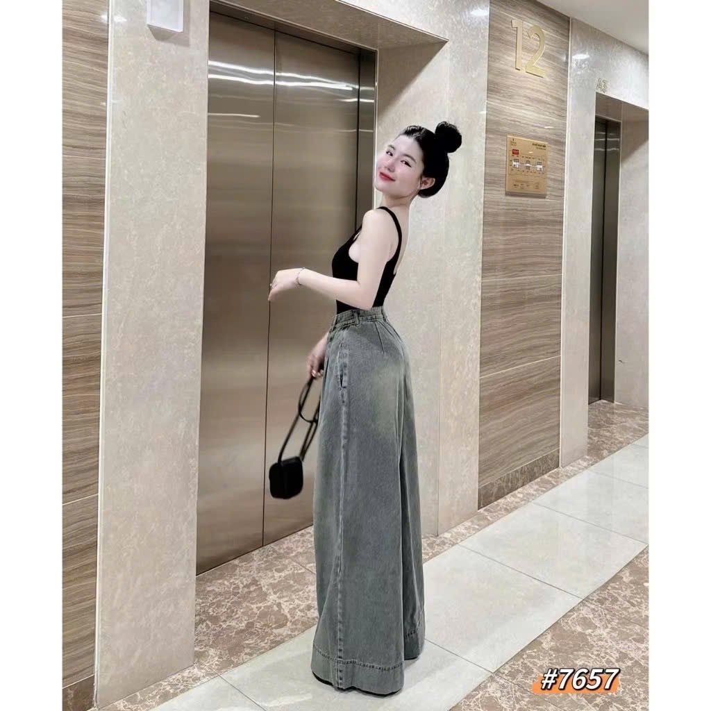 女款高腰闊腿牛仔褲