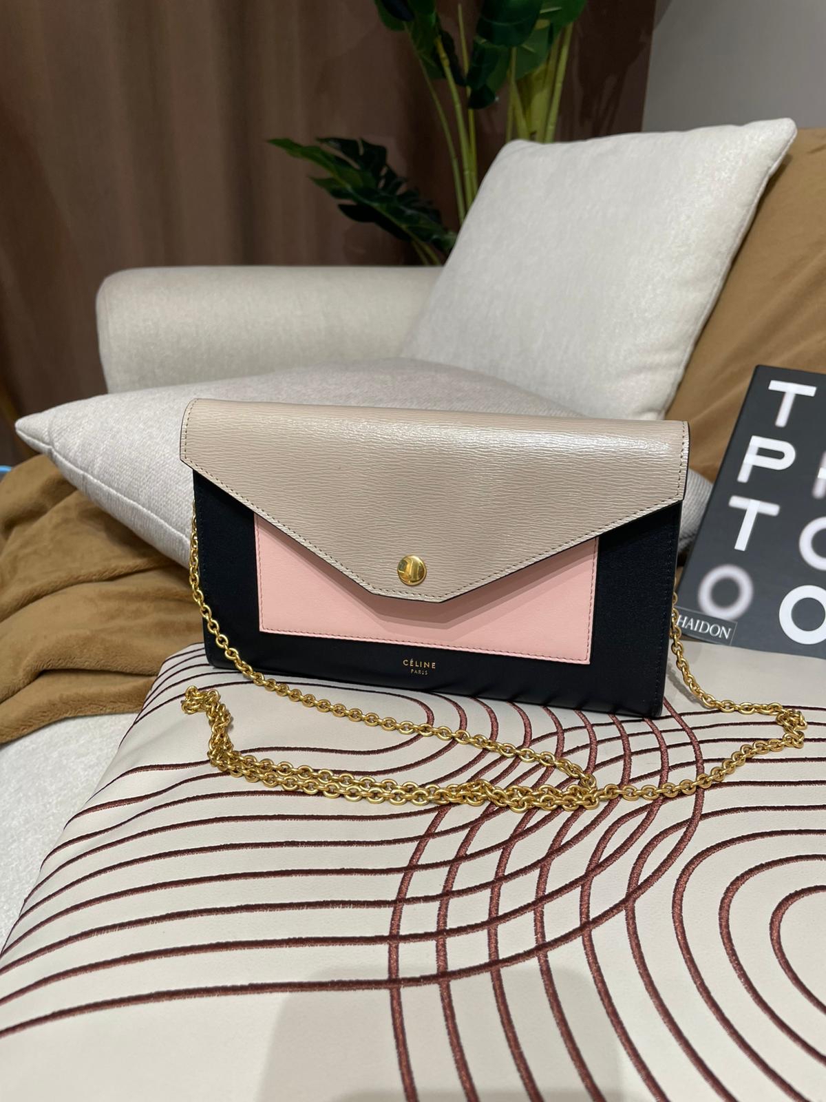 Celine clutch on chain 灰色拼粉紅牛皮鏈條銀包斜孭袋  100%Authentic ,98%new✅dust bag 