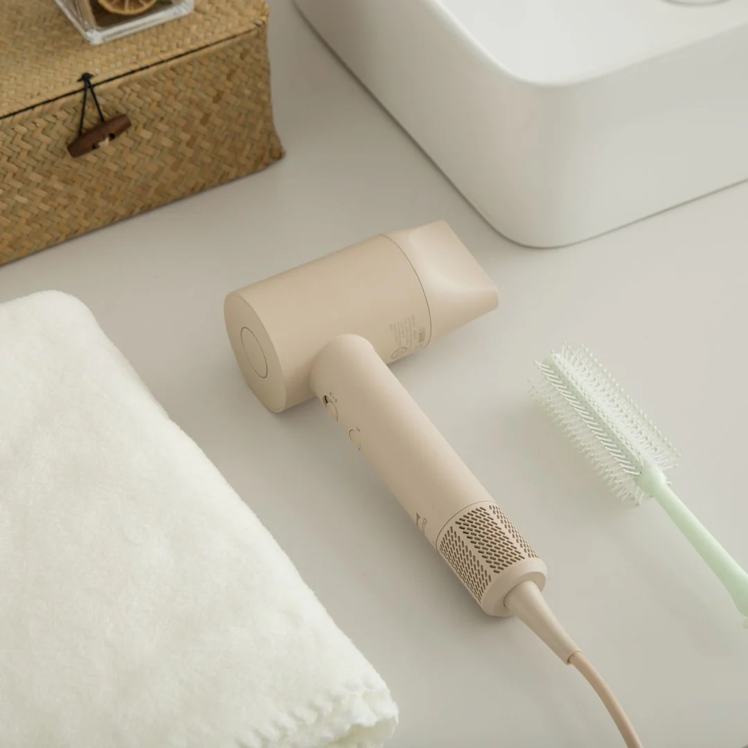 預購⭐️Bruno 全球電壓高速高濃度負離子風筒100-240V 灰褐色 (BAK811-GRG) [香港行貨] 