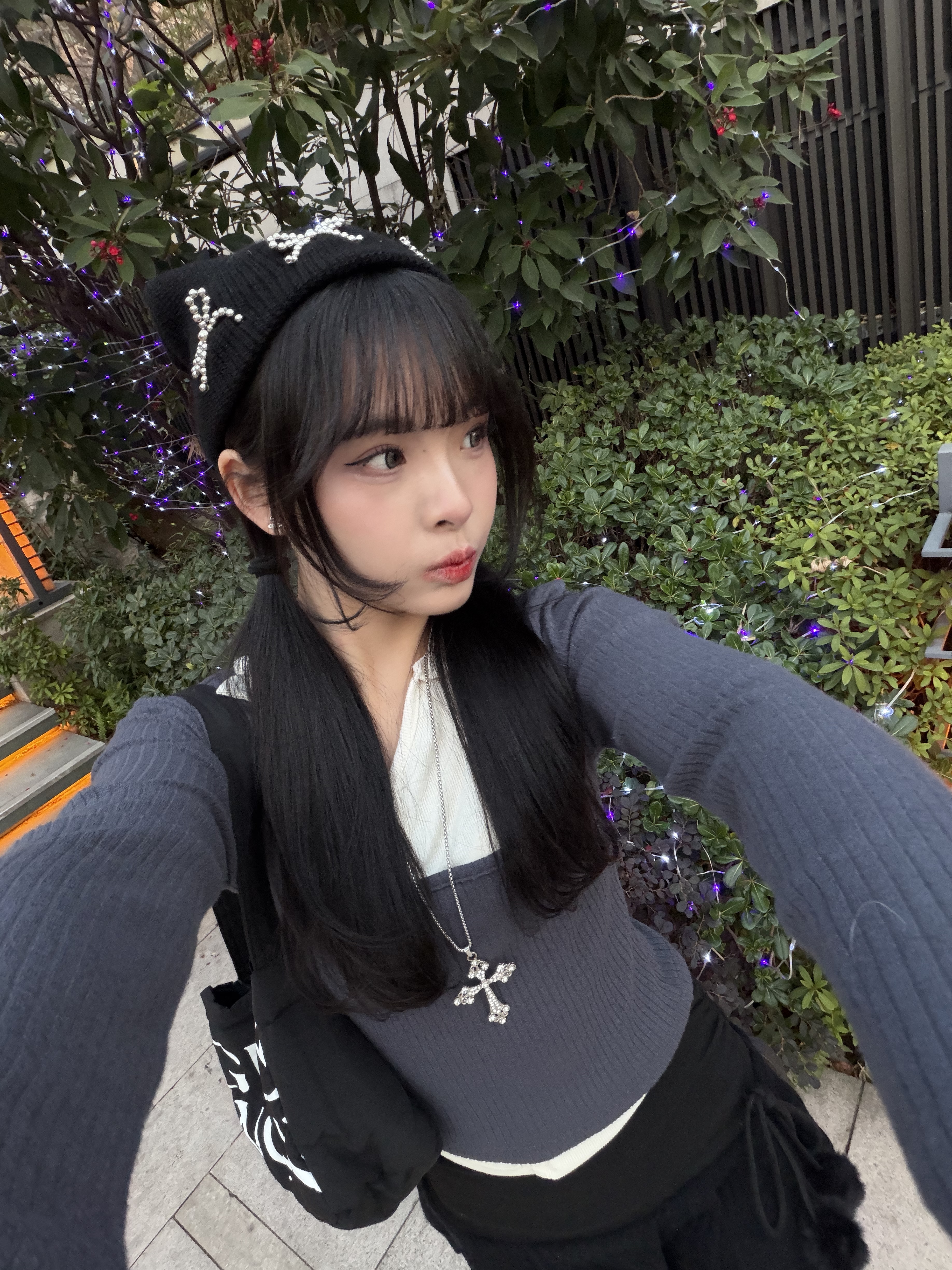 已售罄❌韓國開領假兩件拼色top