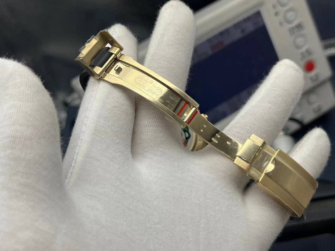 /new Better(BT）4130迪通拿 尺寸:40mm×12.2mm