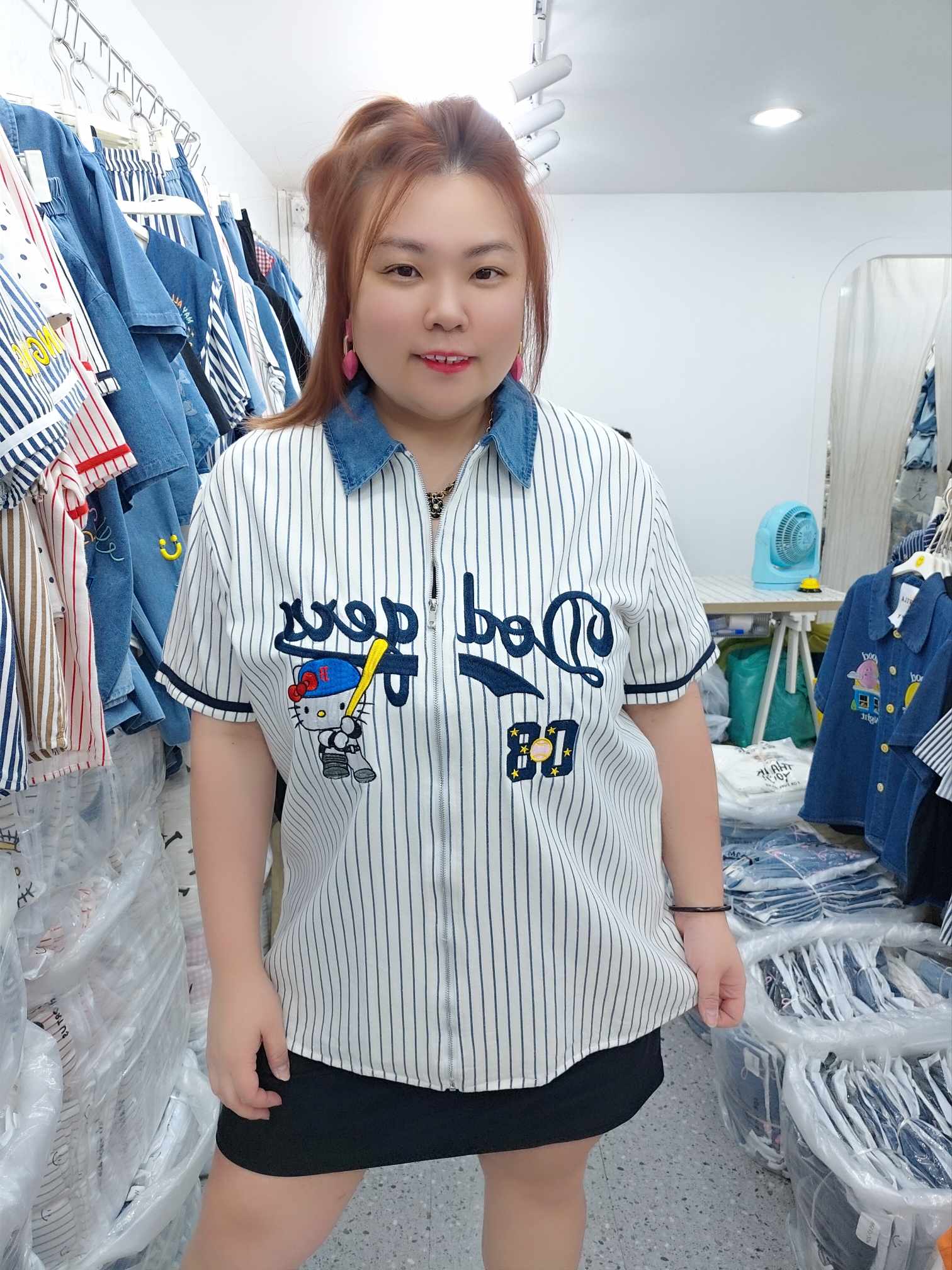 ENE06 棒球凯蒂拉链条纹上衣