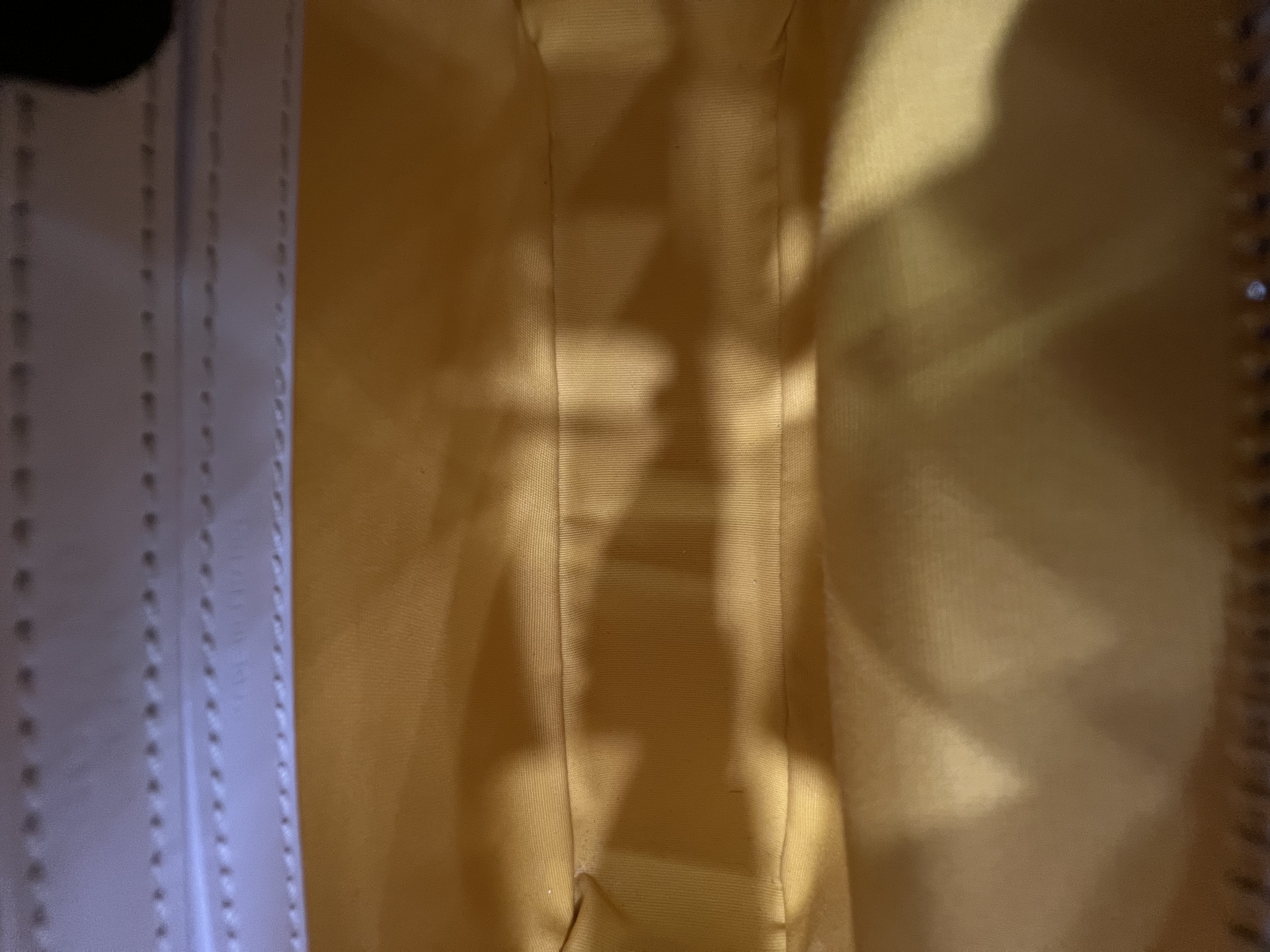 直播貨品 |  [1個-$100 2個-$300］GG64