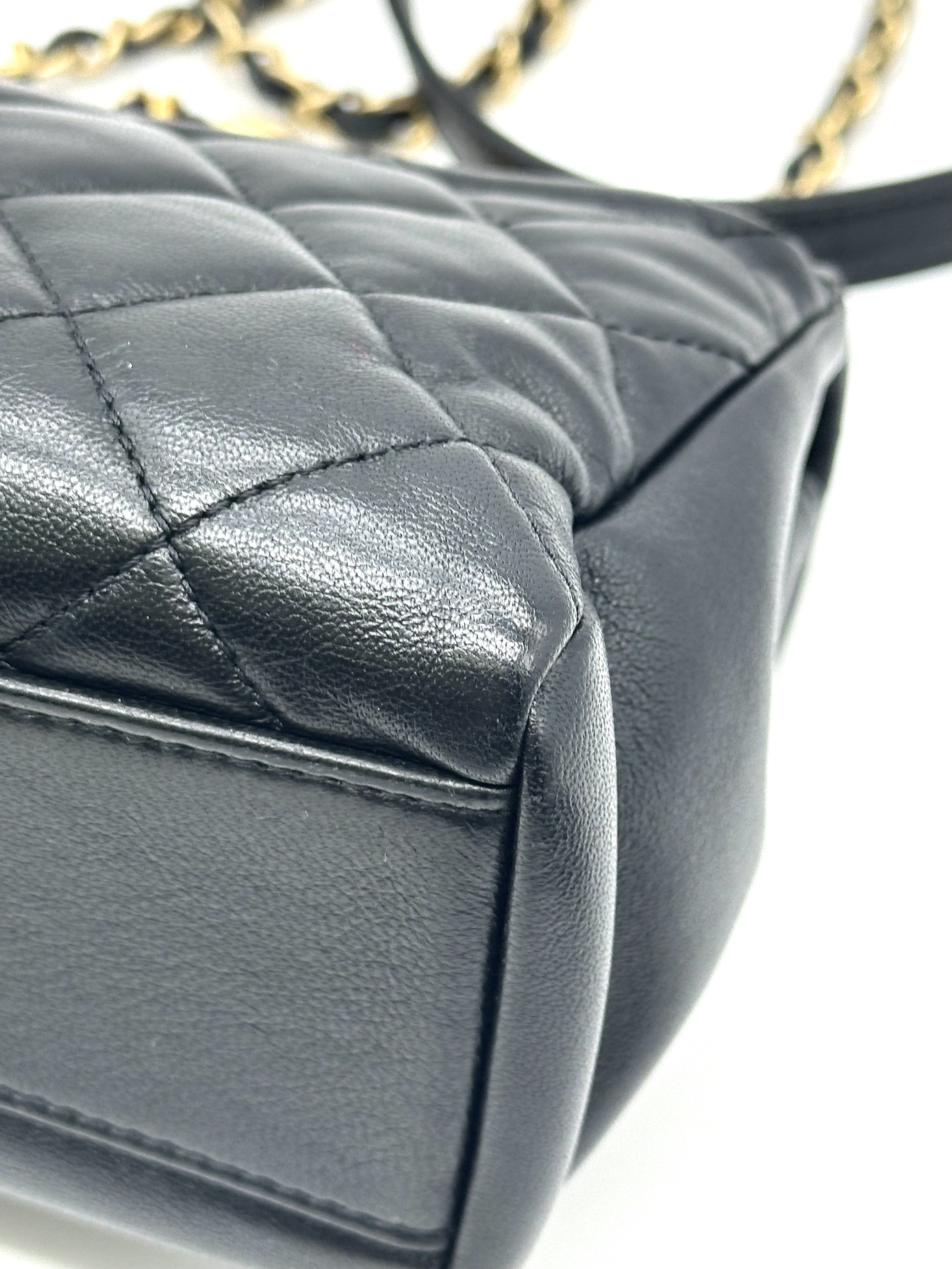 Pre-Owned CHANEL Matelassé Coco Mark chain crossbody shoulder bag / Product Code: 26041516