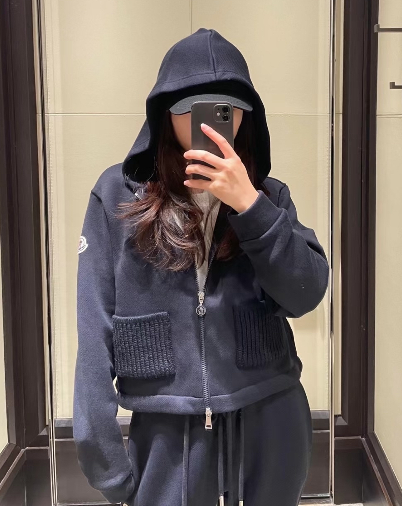 訂貨📮Moncler 新款深藍色連帽外套 🫶🏻 SIZE S/M/L