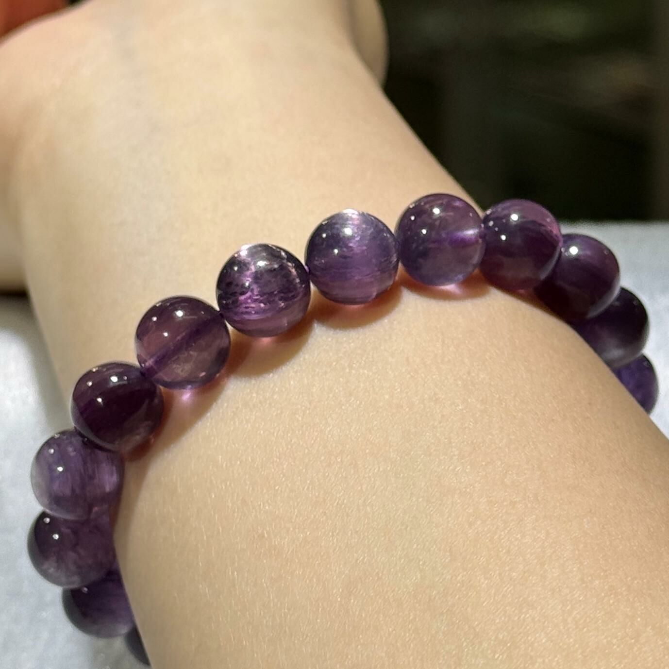 紫鋰雲母手串 10 mm +/-