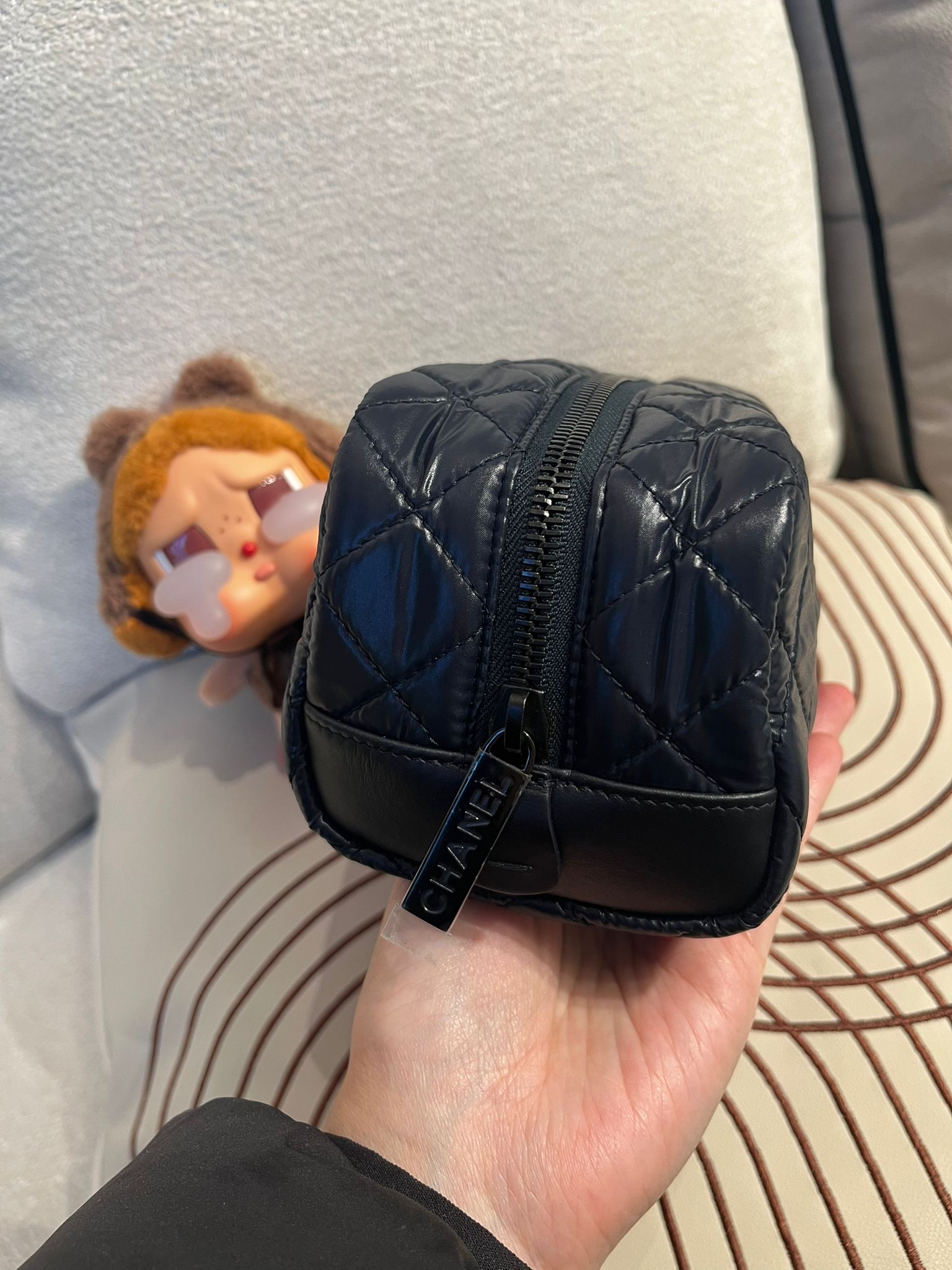 Chanel pouch navy nylon  100%Authentic , unused 未使用品 ✅CARD✅dust bag 