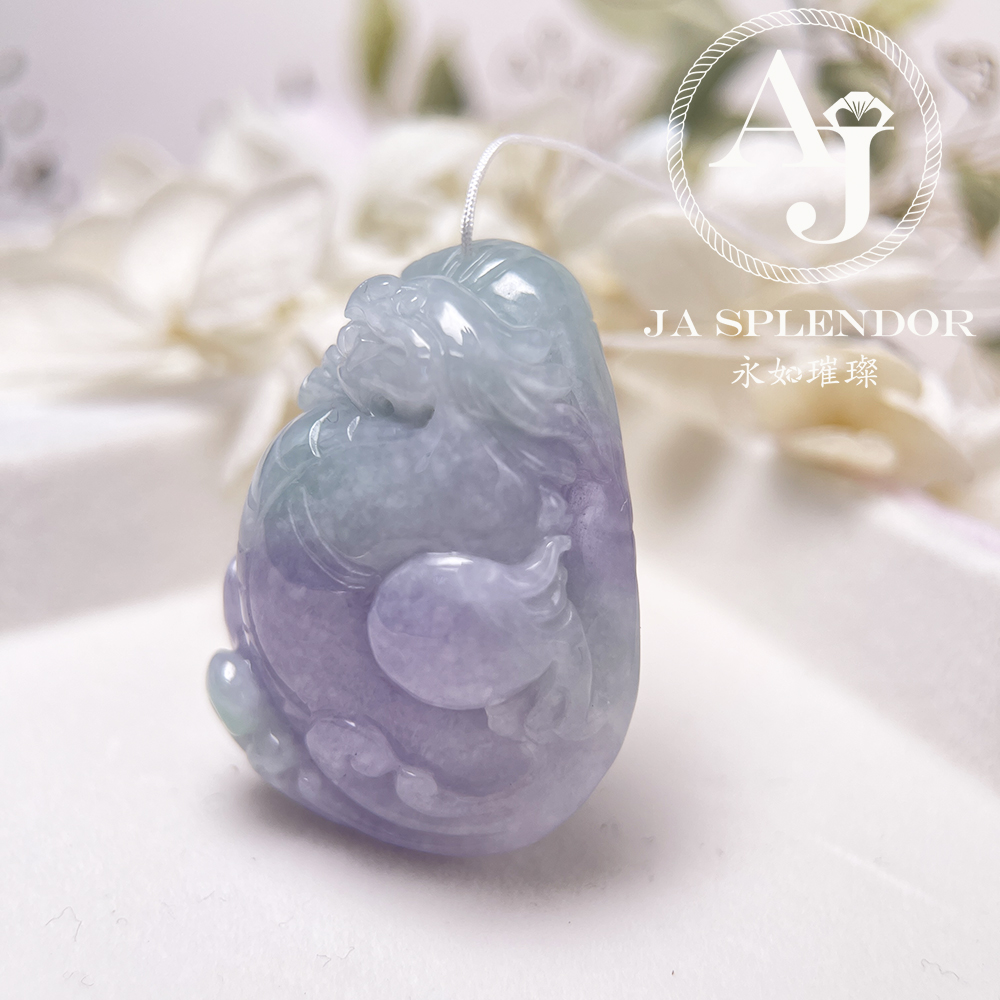 JN-3366 天然翡翠A玉 大師級鏤空精雕俏色春彩雙魚福壽映荷吊墜