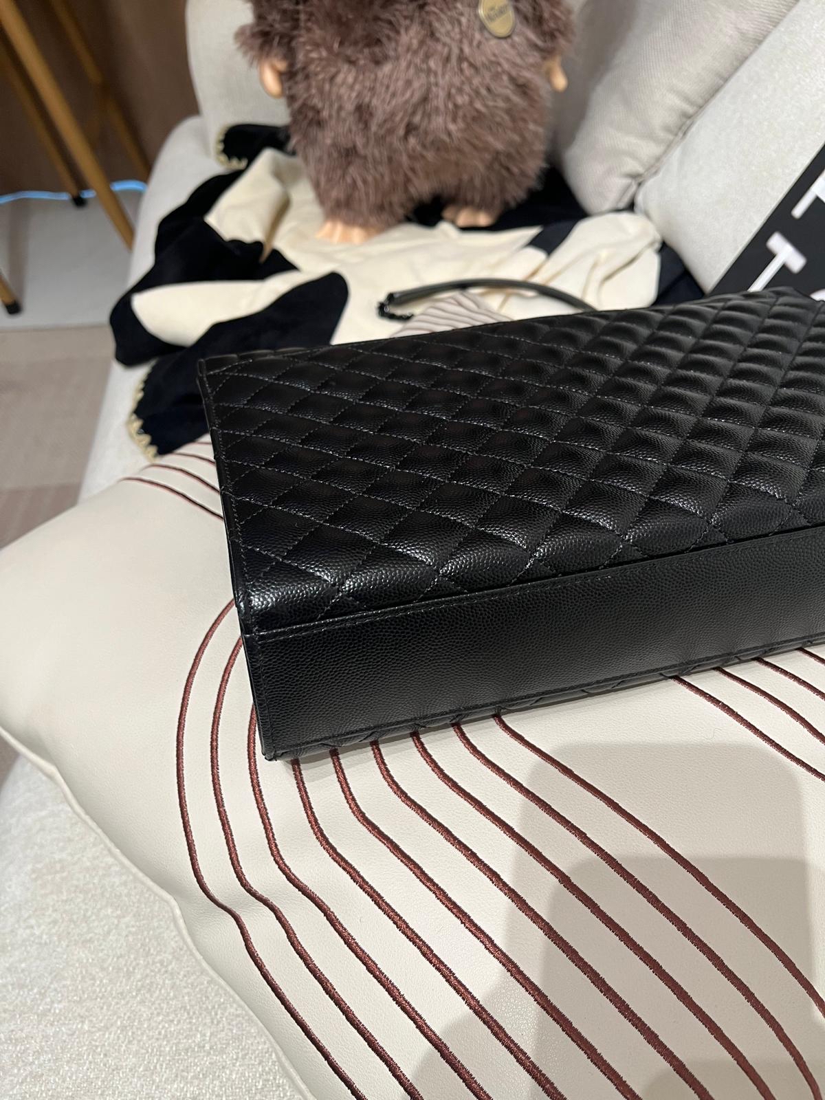 Ysl envelope large so black  100%Authentic ,99%new Unused✅dust bag✅booklet 📣專門店售價  $25,100 ❗️❗️📣 