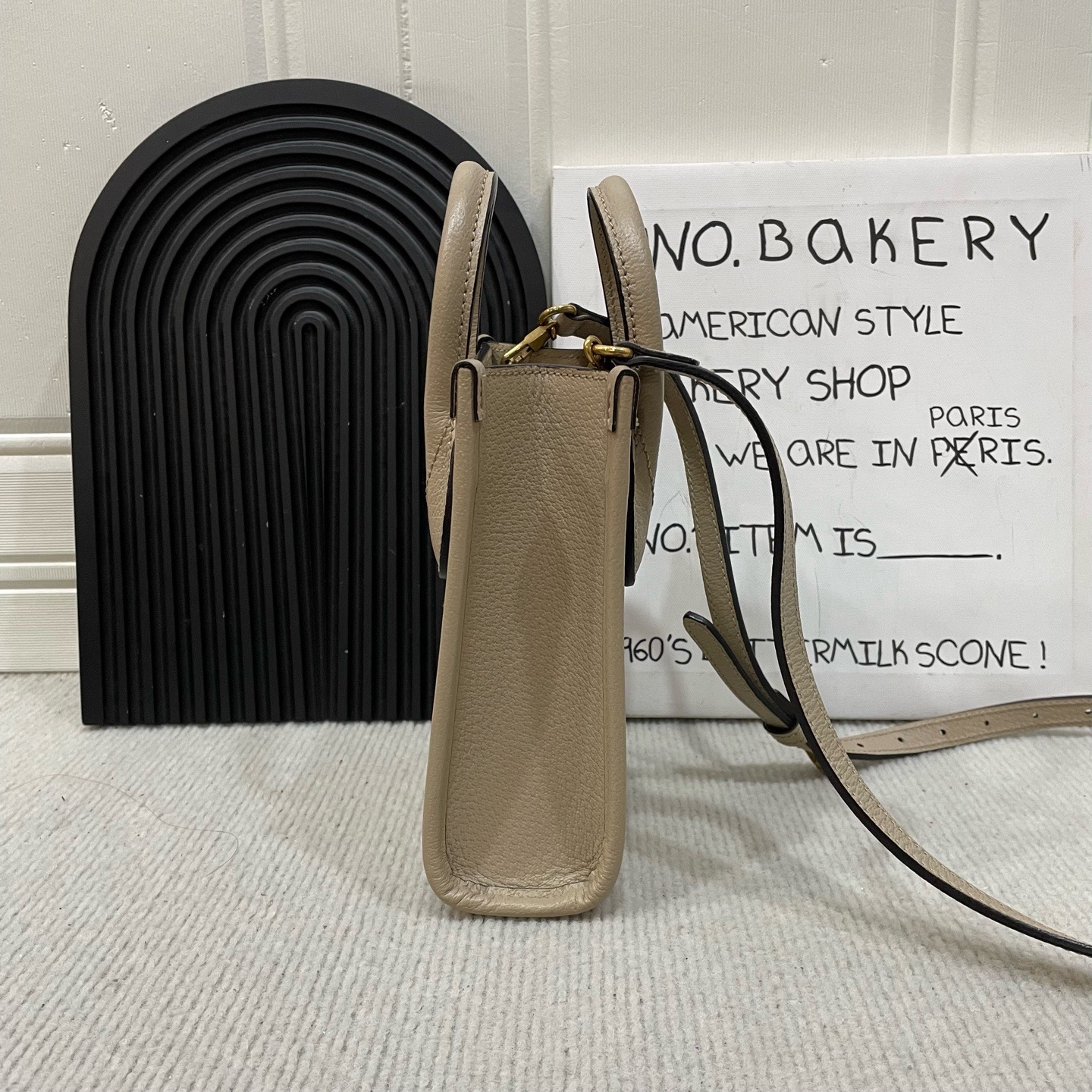 【預訂貨品】Gucci燕麥色老花琴譜包 