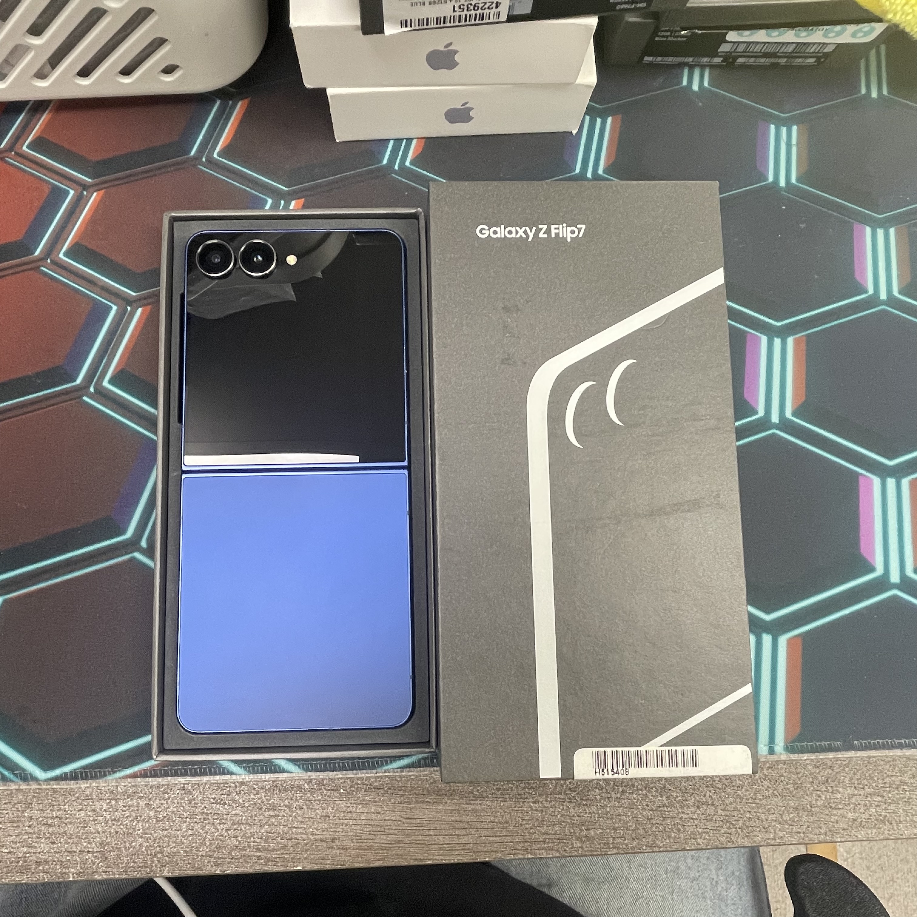 *7202 Galaxy Z Flip 7 勁靚機 12+256GB 藍色 blue