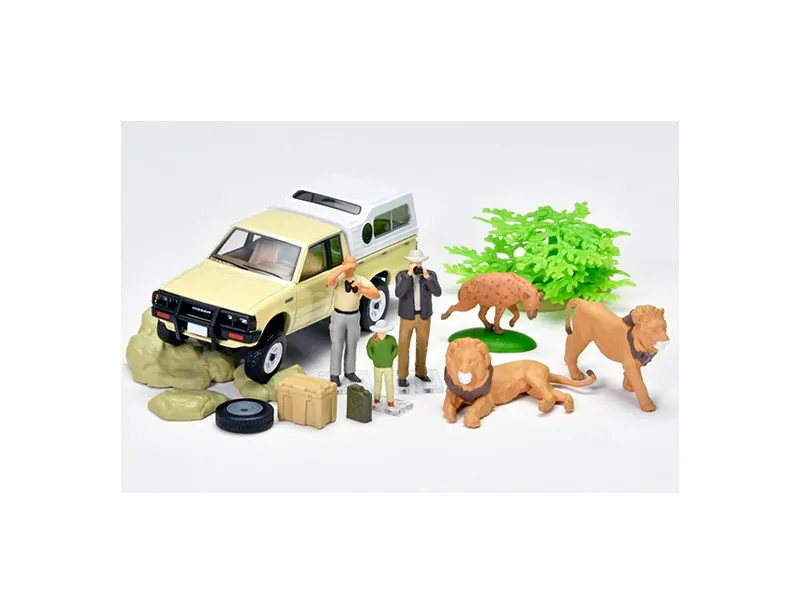 （預訂 Pre Order) Kaiyodo x Tomica Limited Vintage DioColle 64 #CarSnap 32a Safari 4 (Nissan Truck 4x4 King Cab Included)