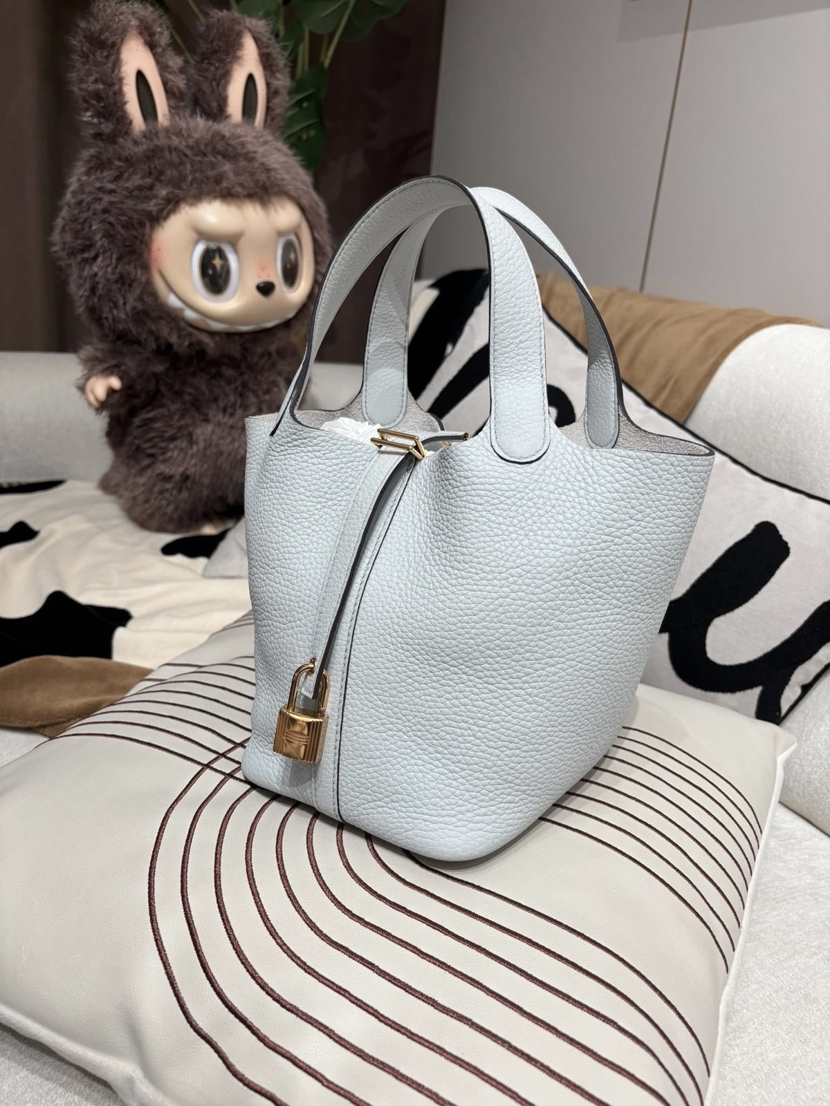 Hermes Picotin 18 Stamp B 聖杯藍金扣 100%Authentic, 95%New ☑️收據副本☑️Key Lock☑️Dust bag