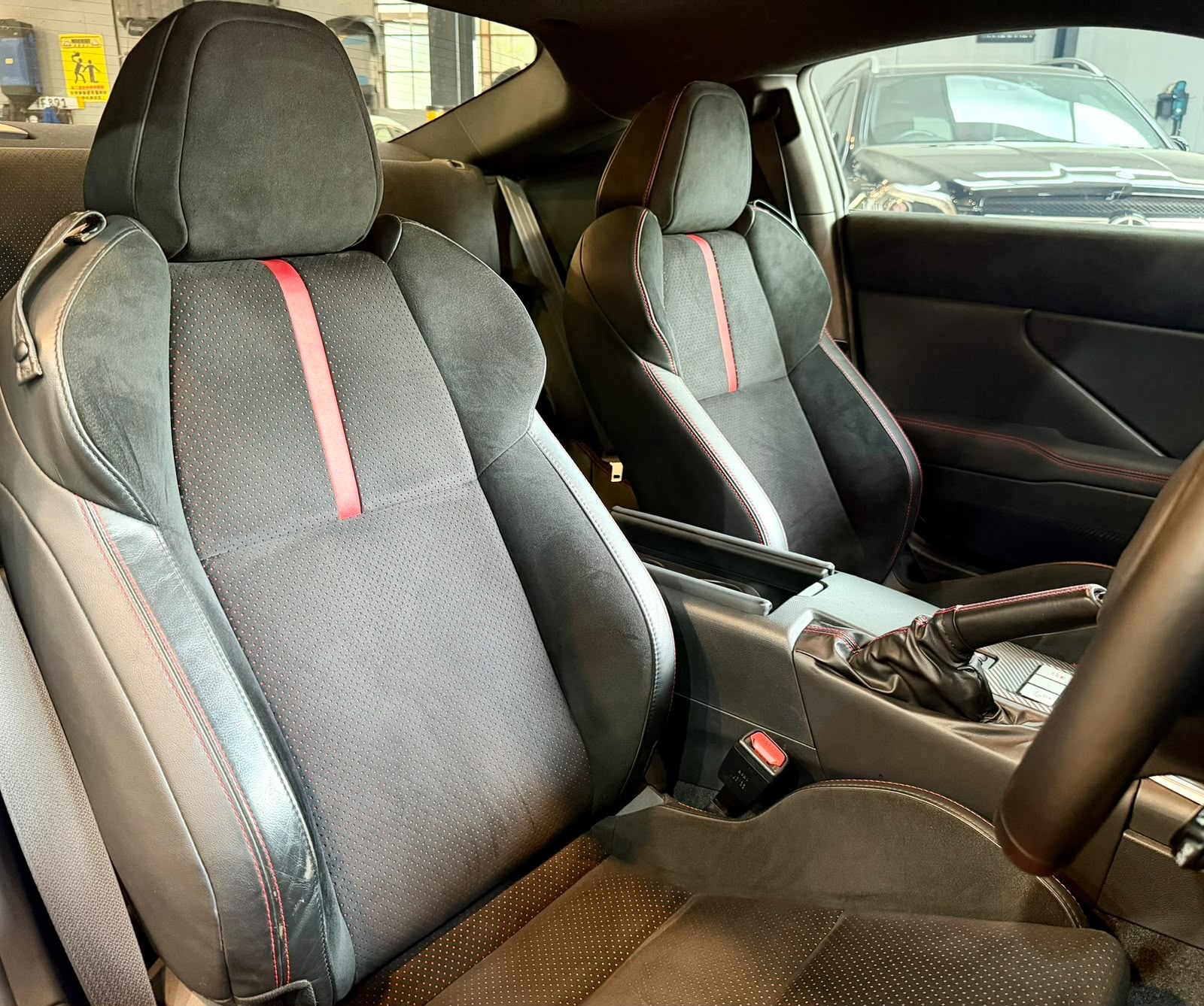 Subaru BRZ 2.4 RWD 6MT 2022