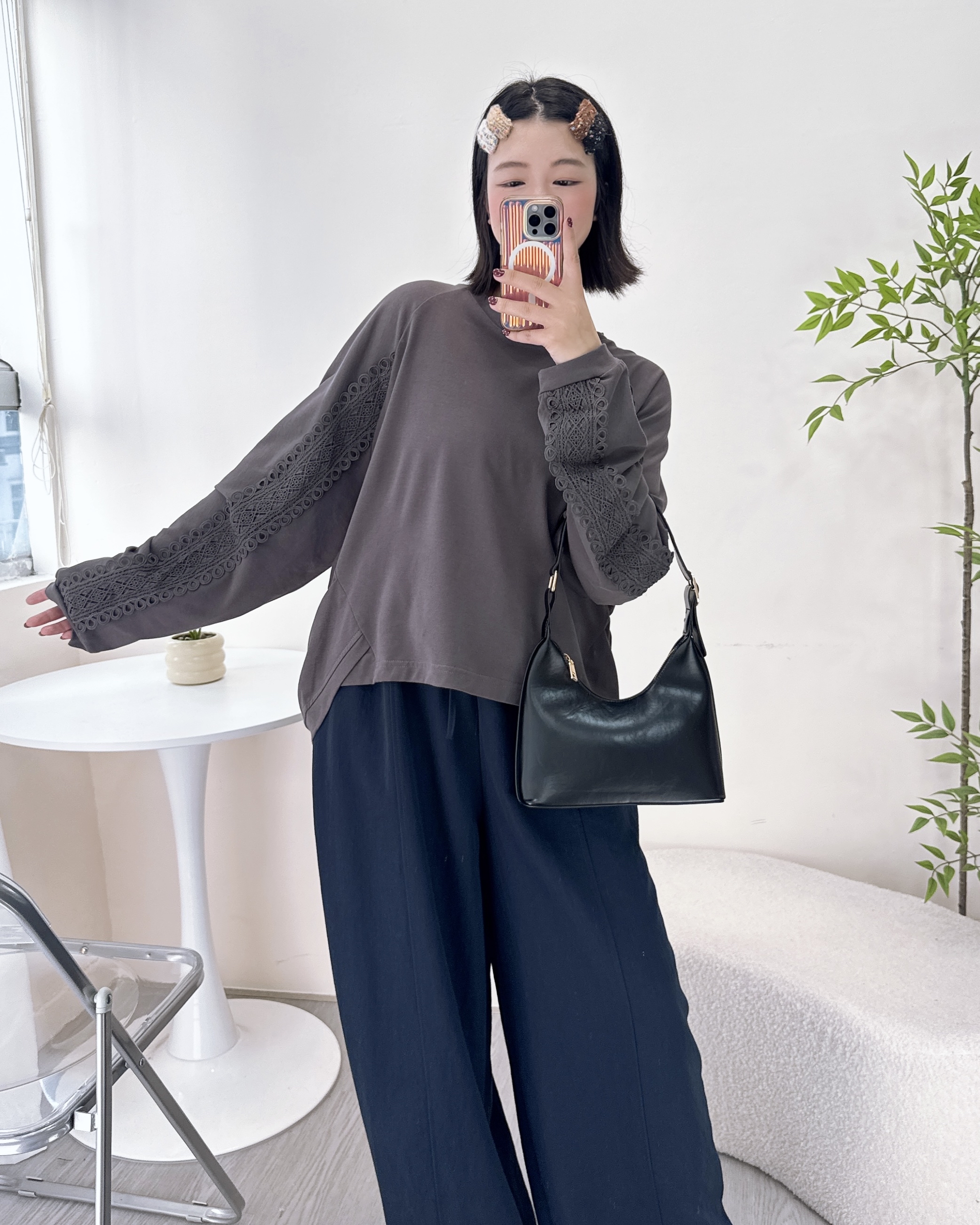 型格刺繡邊度薄衛衣 2色