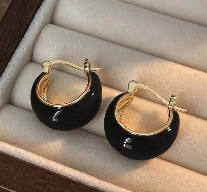 Simple Design Small Hoop Collections