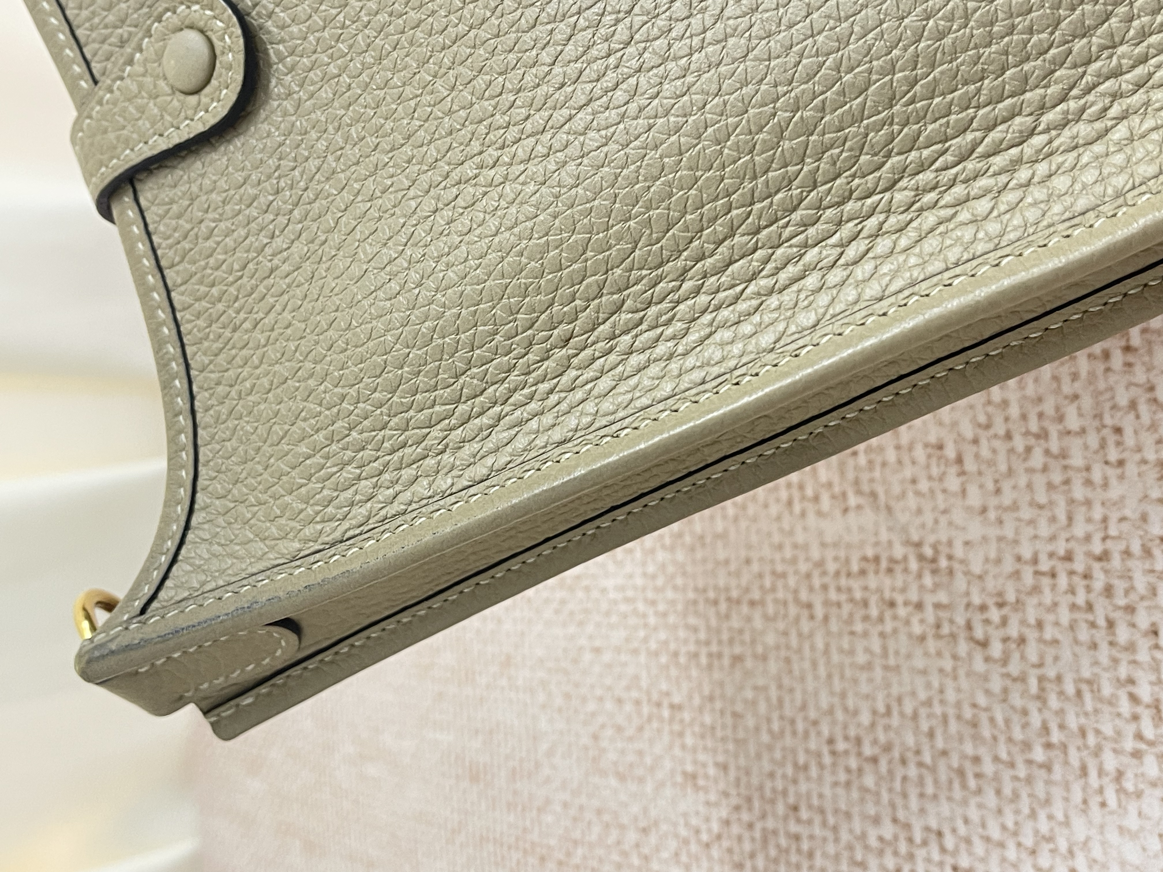 Pre-owned Hermes Mini E/ Stamp U/ Product Code: 26050501