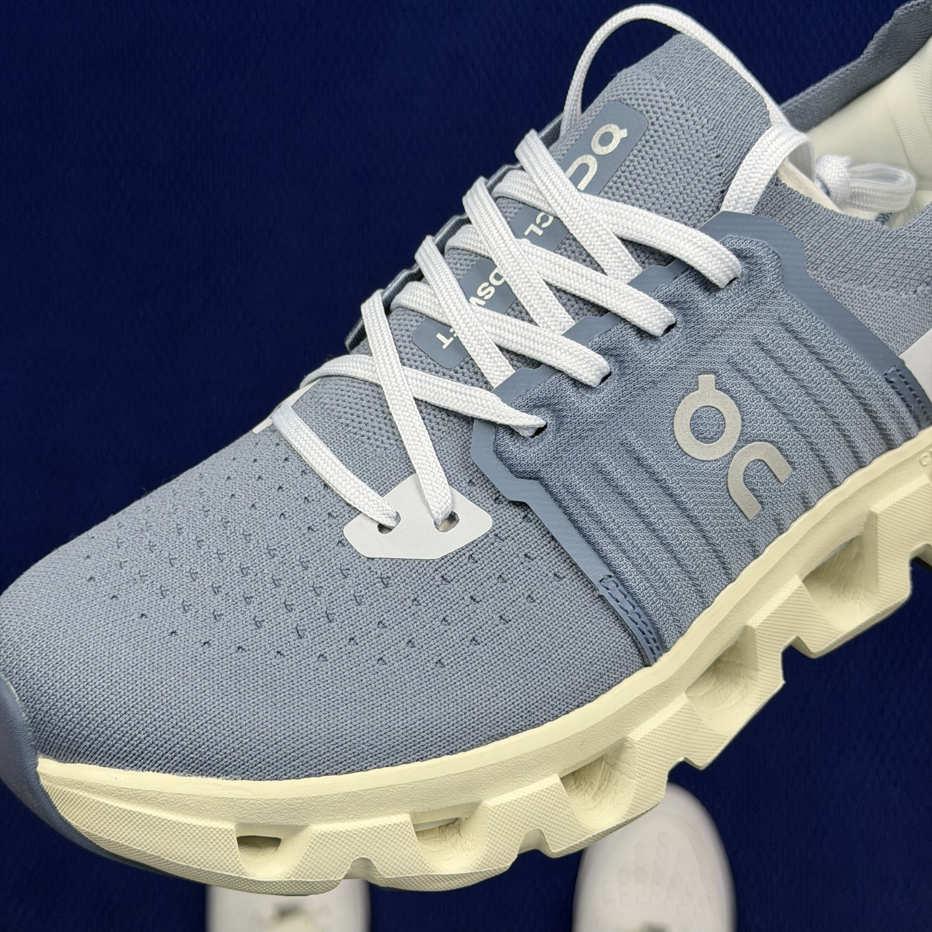 On Running Cloudswift 4