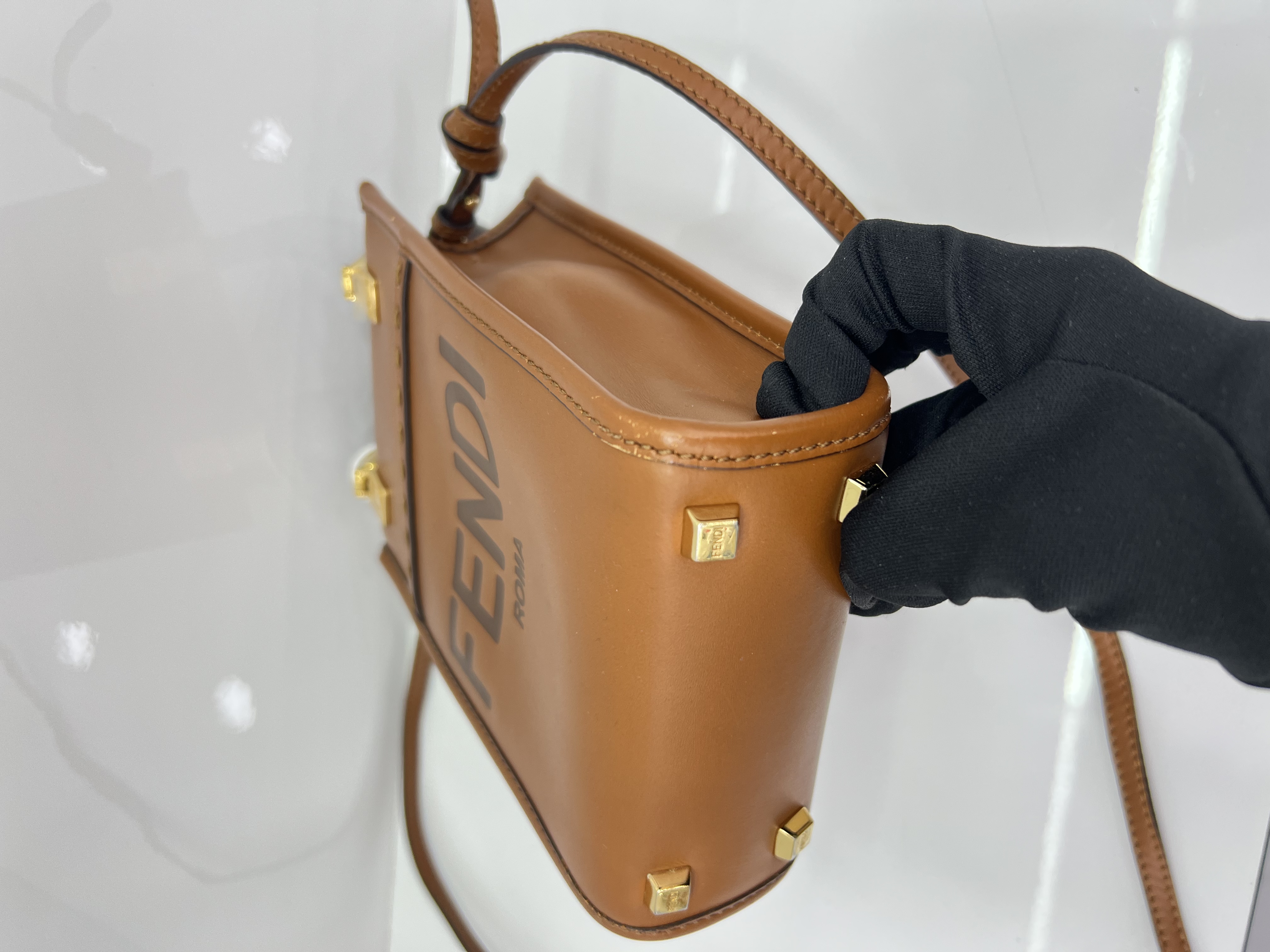 直播貨品 |  [1個-$100 2個-$300］EE34