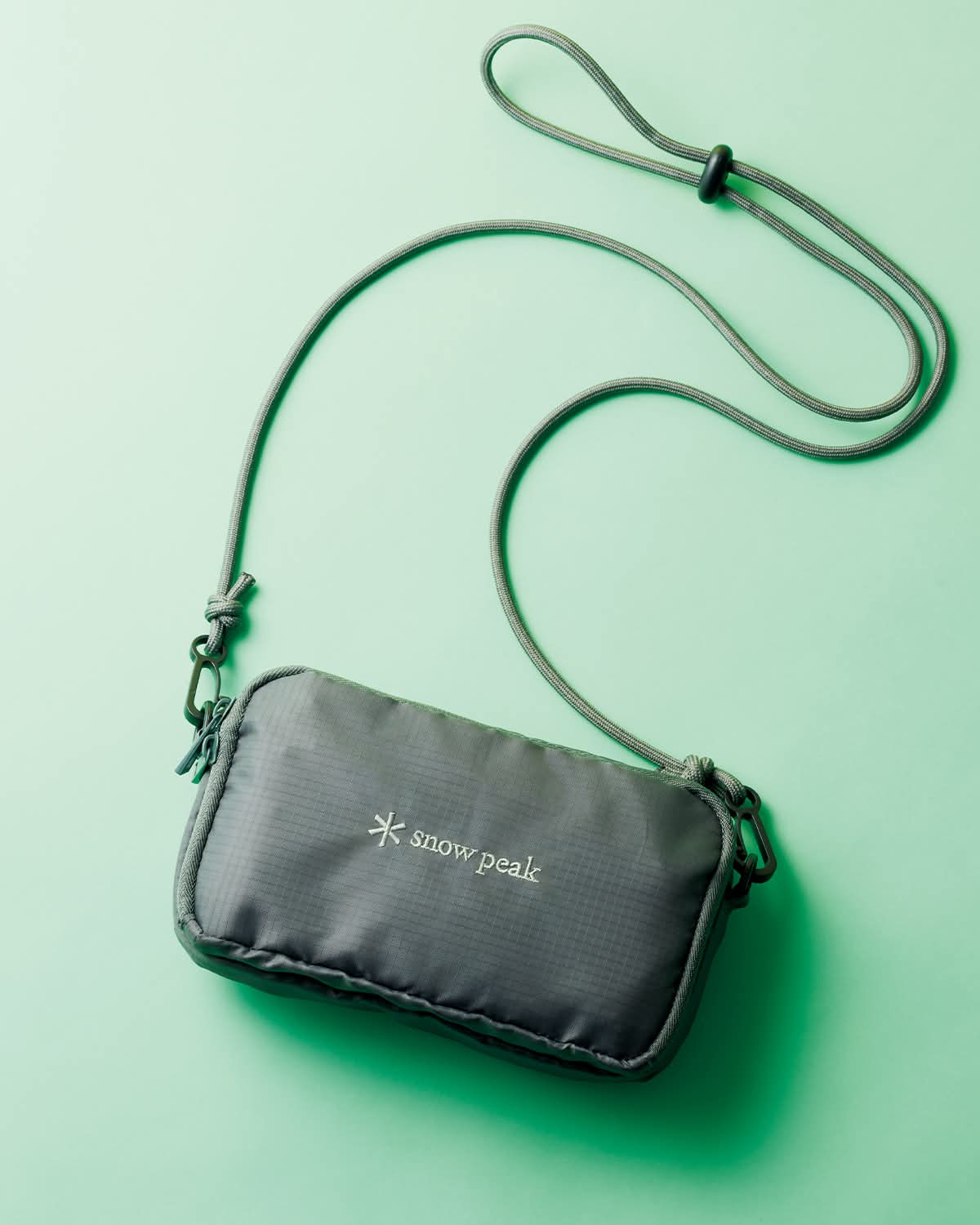 預購 snow peak 銀包斜揹袋 連雜誌