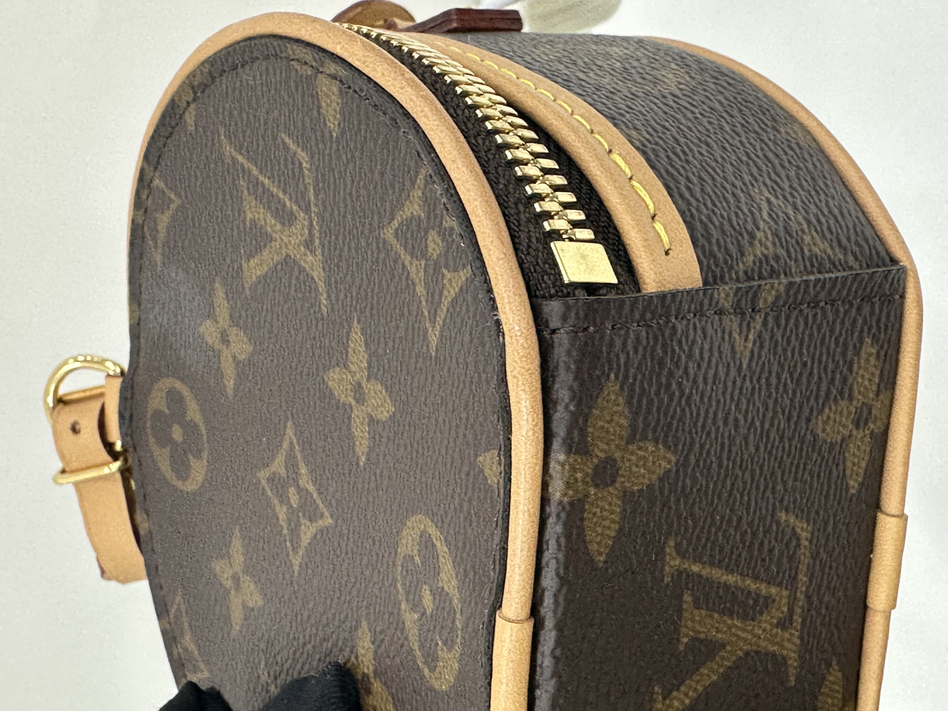 直播貨品 |  [1個-$100 2個-$300］GG07