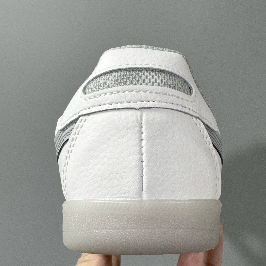 Onitsuka Tiger Tokuten