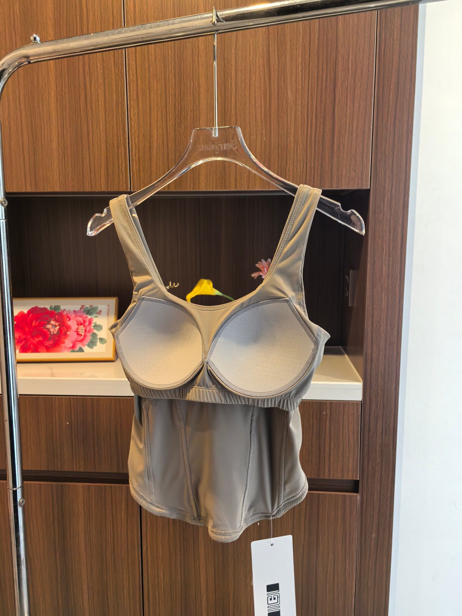 $108件。2件起$98件。lulu Waist-Seamed Nulu螺紋瑜伽背心