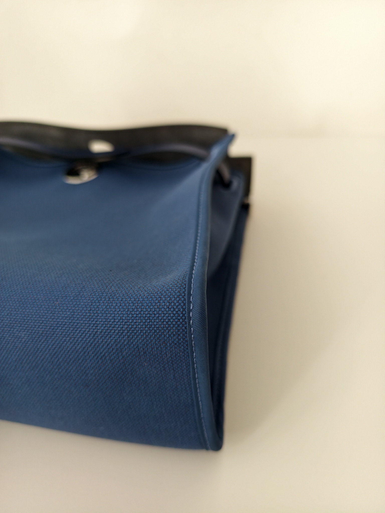 【預訂貨品】Hermes  herbag 31藍色 C刻