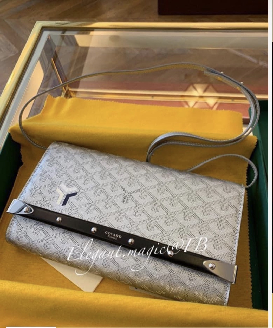 Goyard 銀色Wallet on Chain 限量版