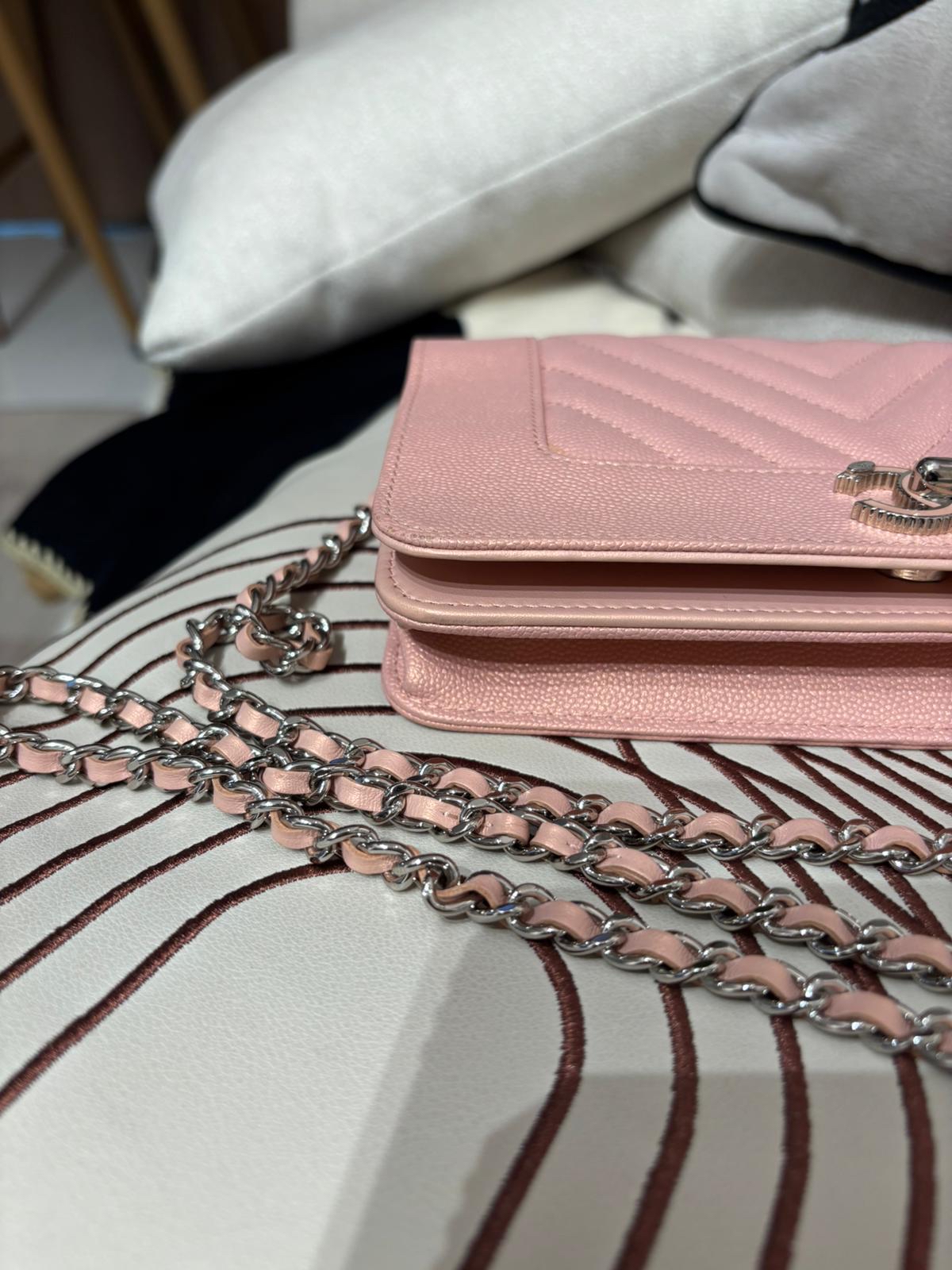 Chanel wallet on chain A93749,荔枝牛皮 100%Authentic ,95%new ✅收據副本✅29card✅ dust bag✅盒