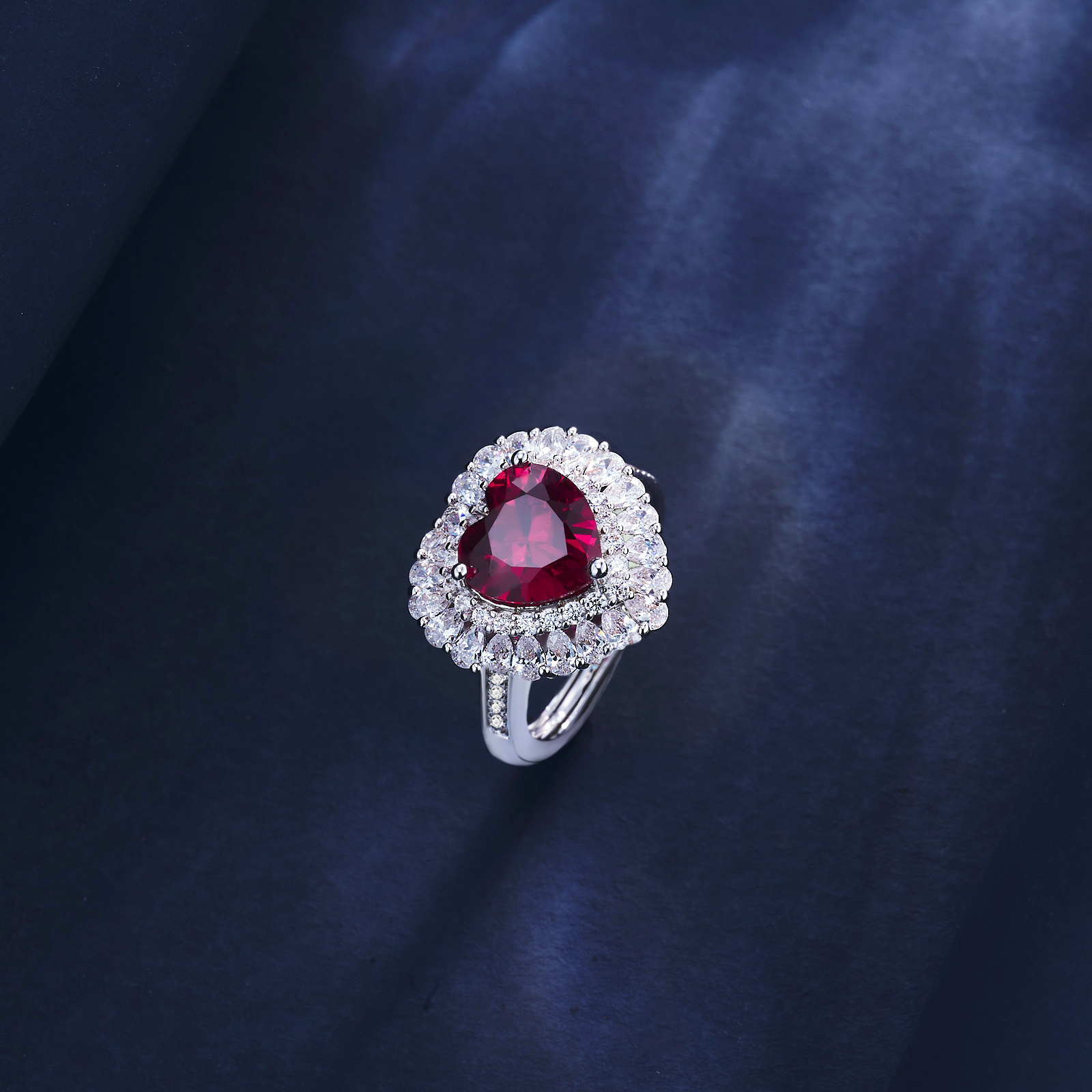 S925銀鍍18K白金心形培育彩寶戒指主石9.0mm/3.4ct