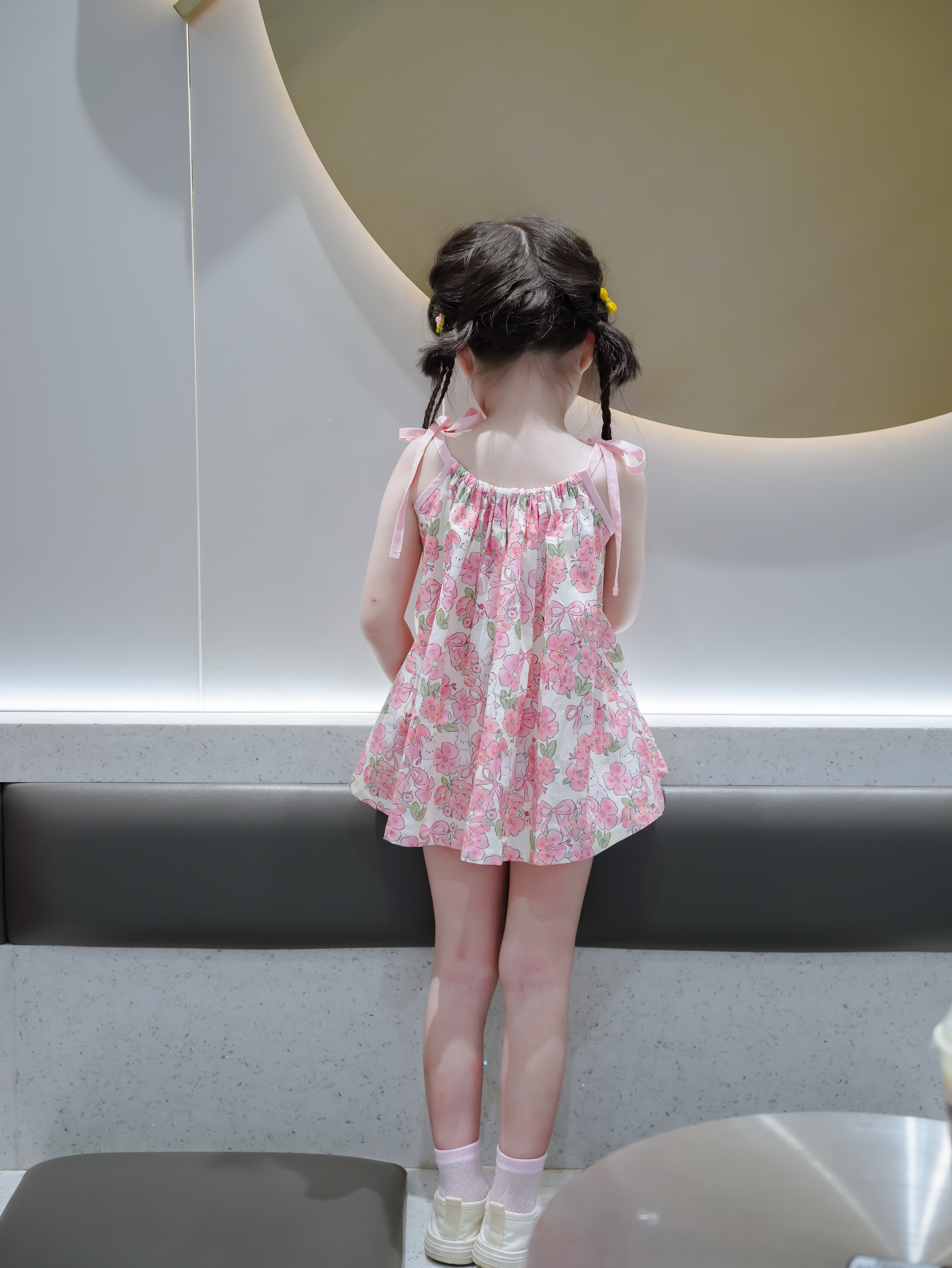 T10 花间小兔