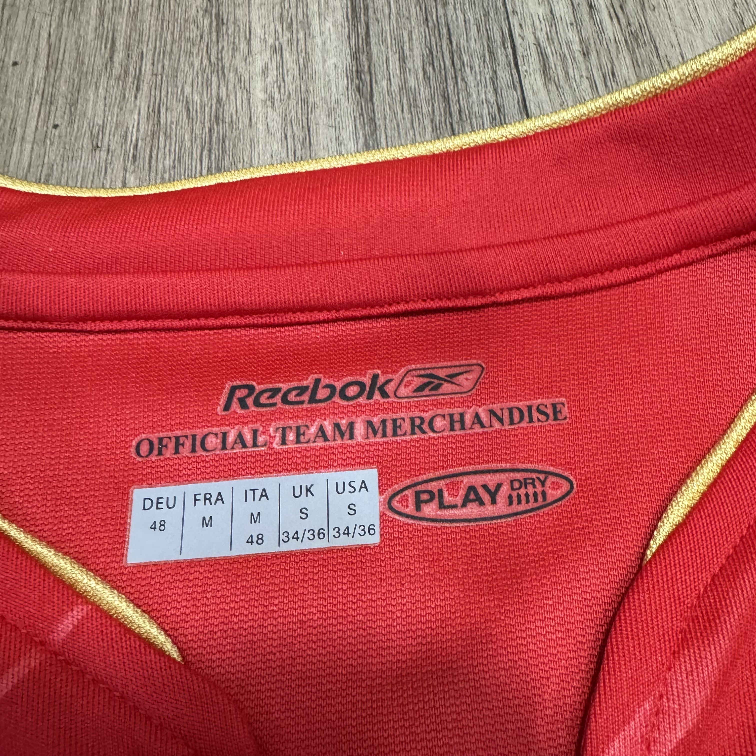 Liverpool 05/06 Champion league home shirt #8 Gerrard