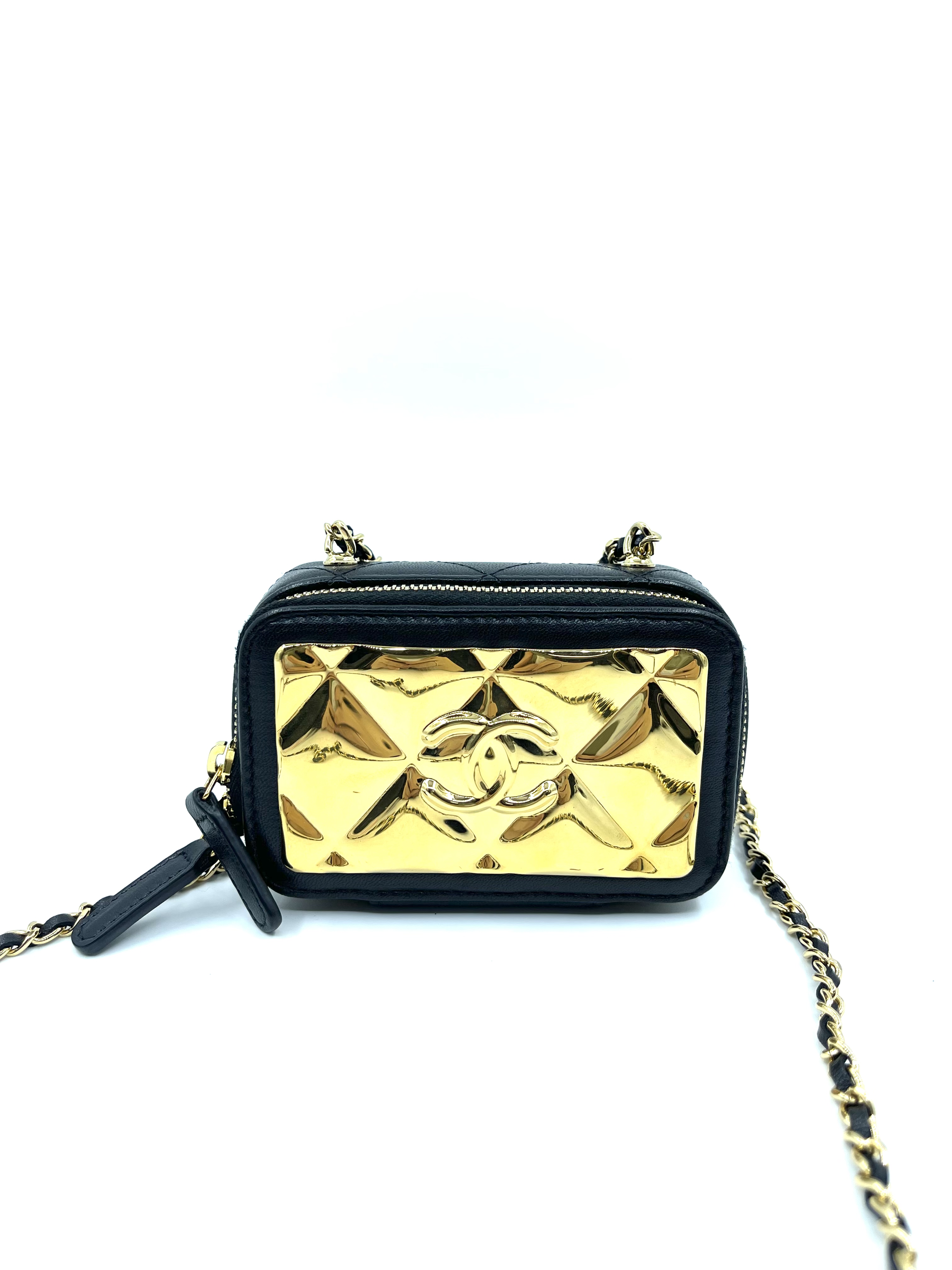 Pre-owned Chanel Quilted Mini Golden Plate Vanity Case With Chain