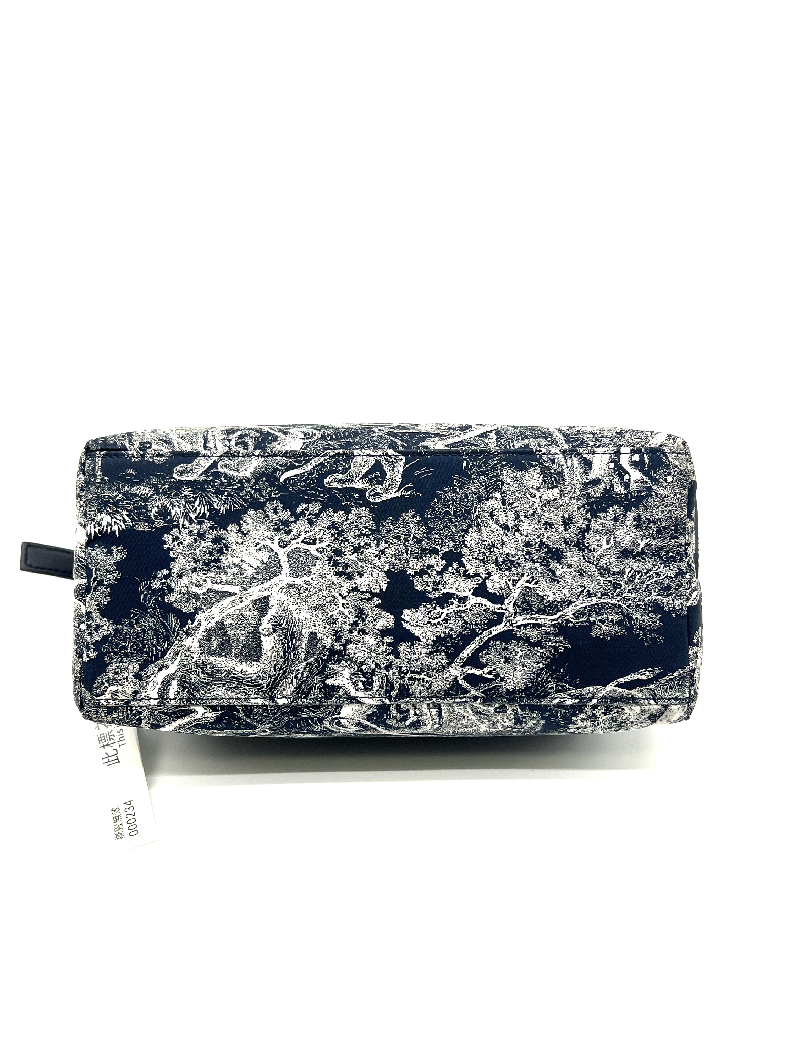 Pre-Owned DIOR Travel Nomad Pouch / Product Code: 26041401