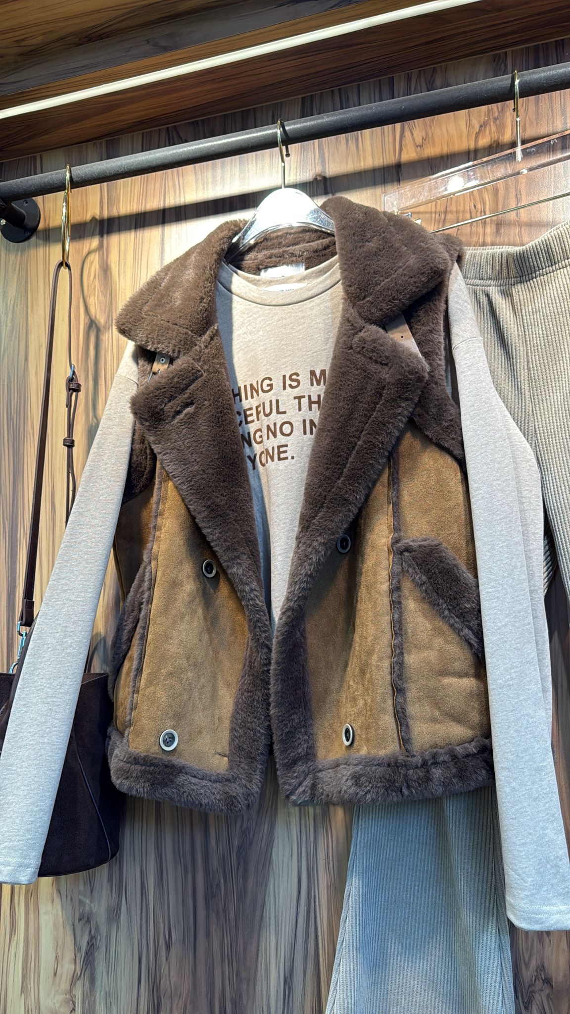 猄布內毛毛背心外套 