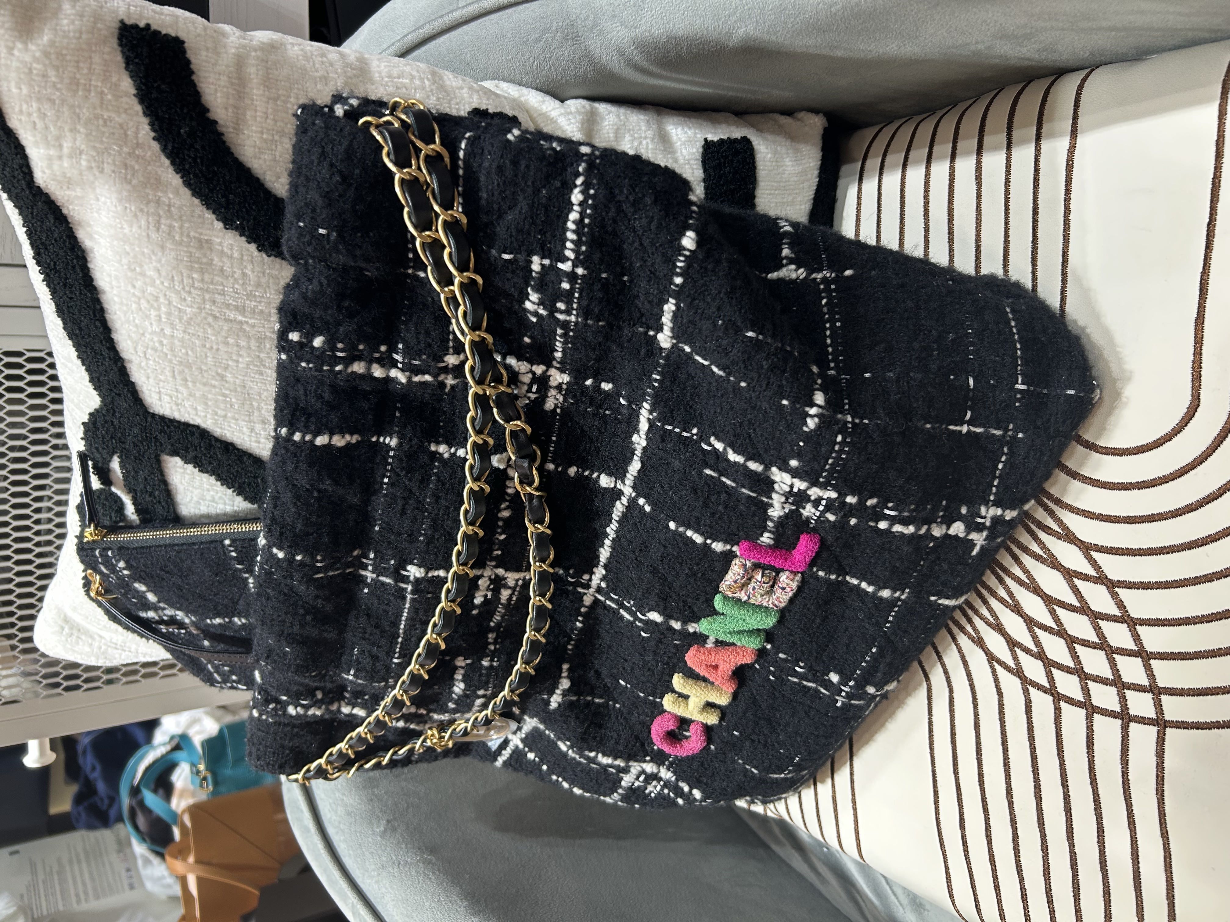 Chanel 22 bag tweed 限量特別版 ,100%Authentic ,全新 ✅晶片✅pouch袋✅塵袋 