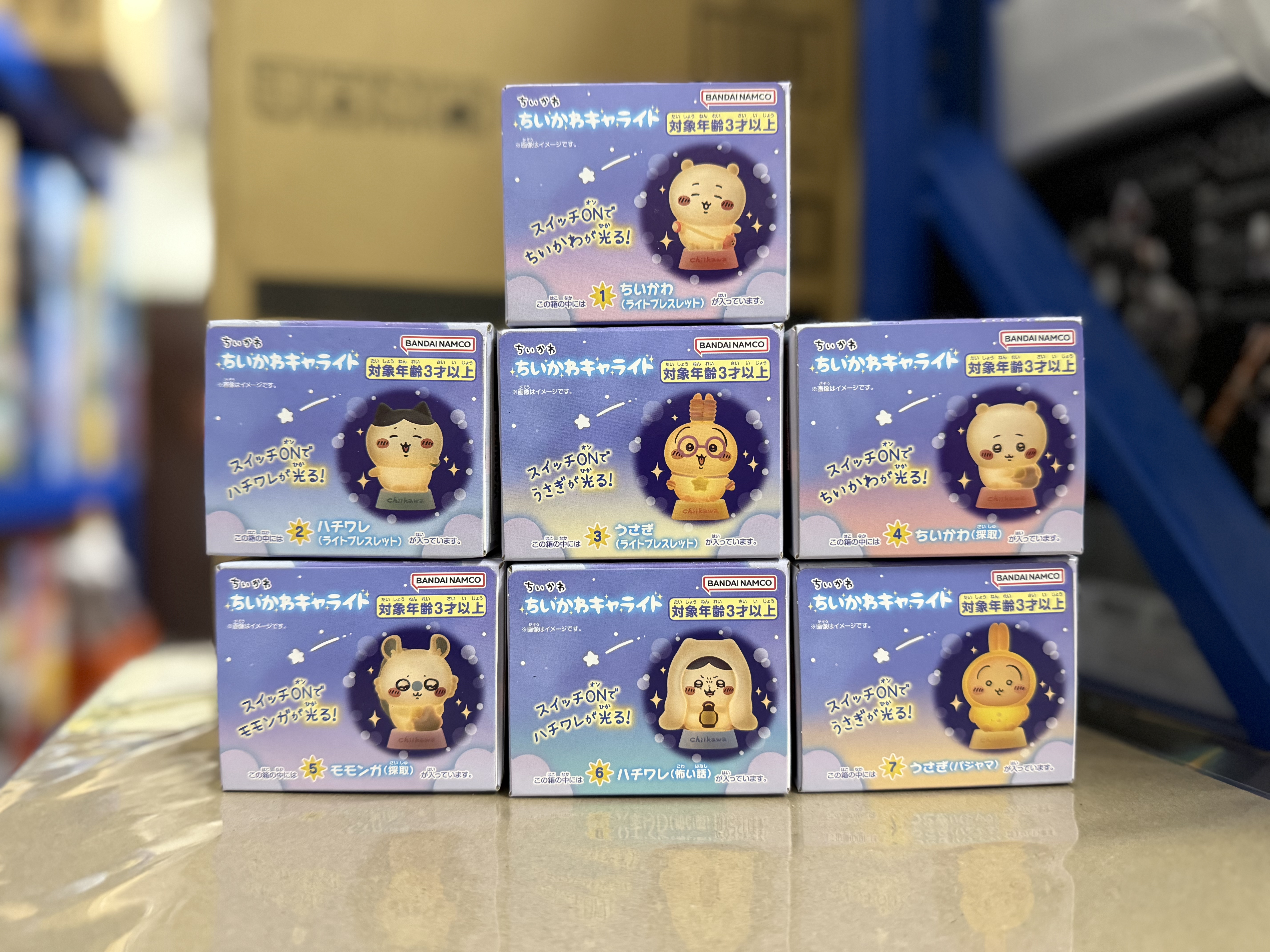 吉伊卡哇（Chiikawa）發光燈座食玩 figure