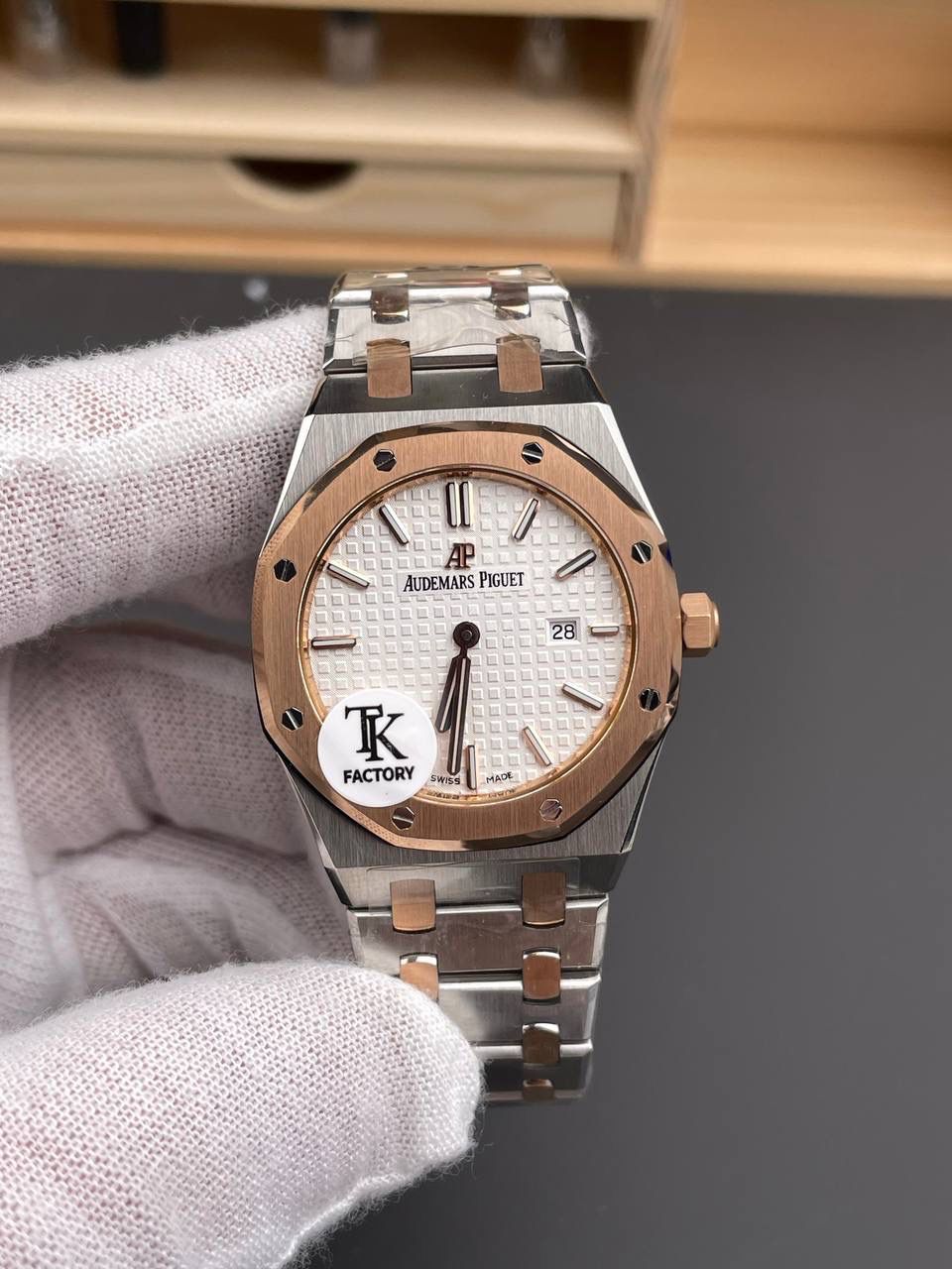 🚀爱彼AP67651 间玫金白盘/33mm/石英2713机💯