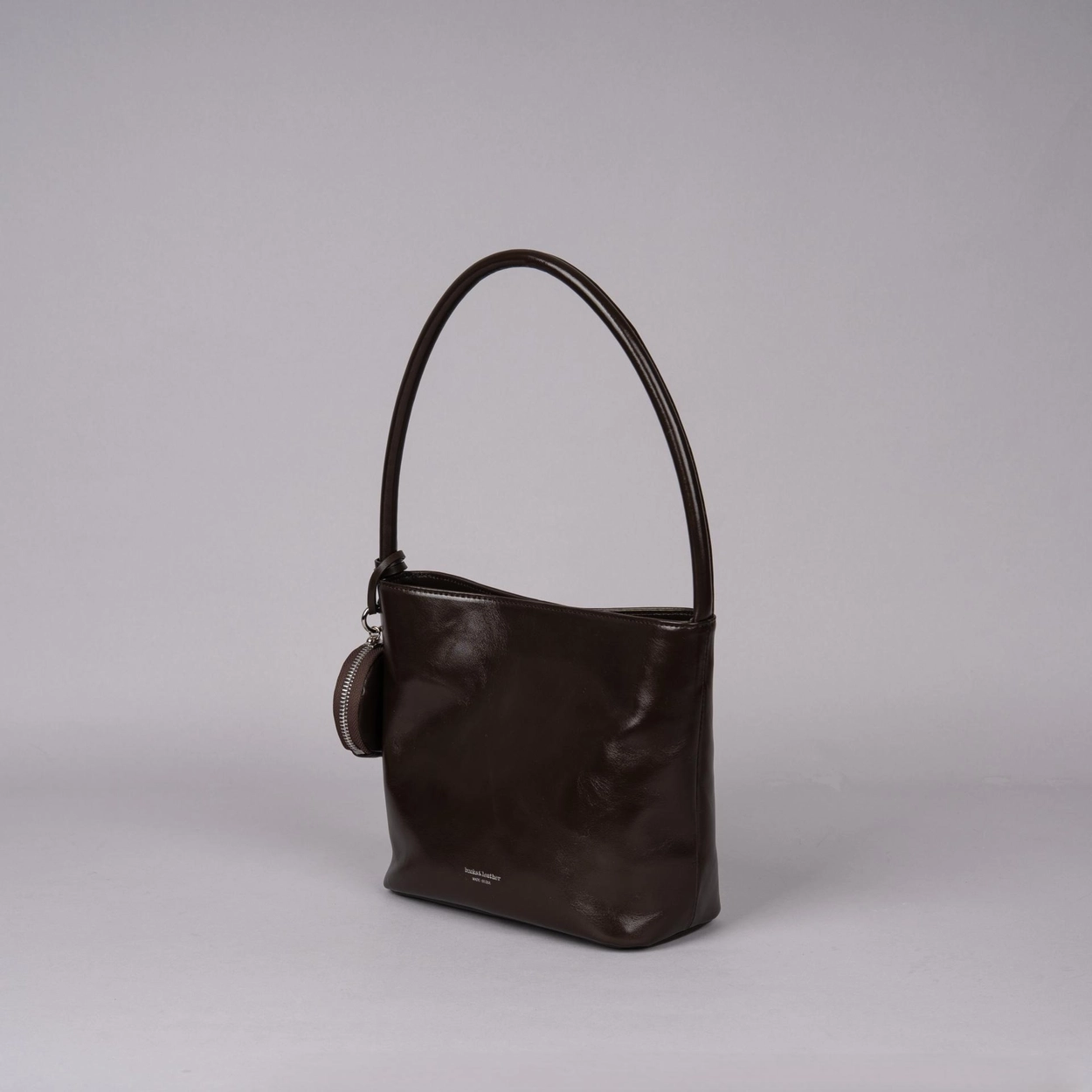 連線一口價, 不再有額外折扣【26SS】 預訂_More Bag with mini conis bag By Bucks & leather