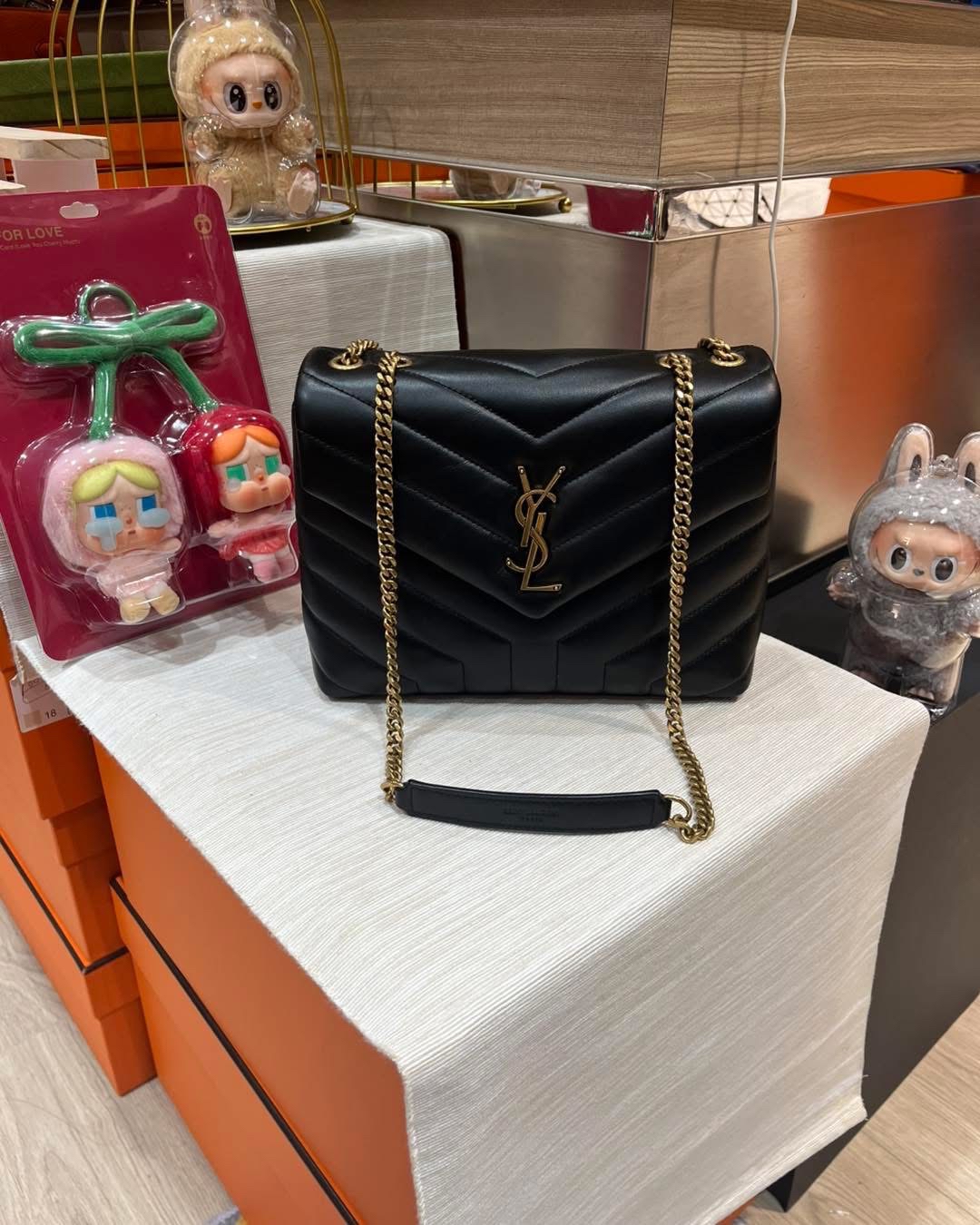 Ysl Loulou small flap bag 黑色牛皮 100%Authentic,98%new ✅card booklet✅dust bag
