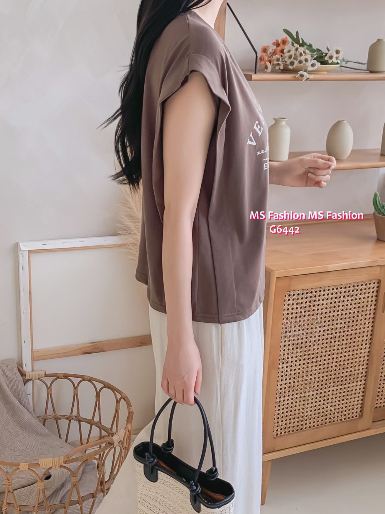 G6442 靚靚字母print top