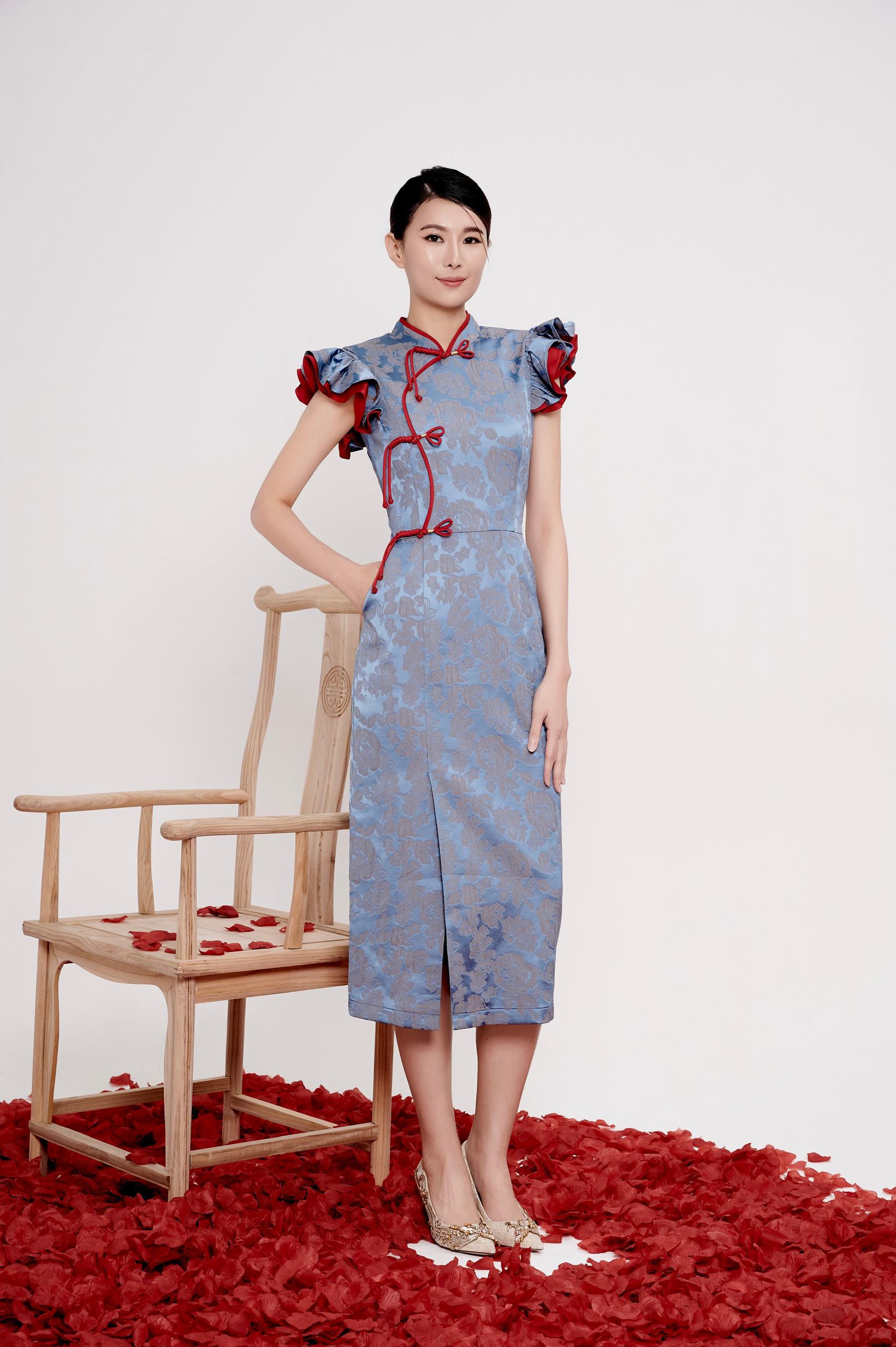 独家荷叶袖子旗袍  2131